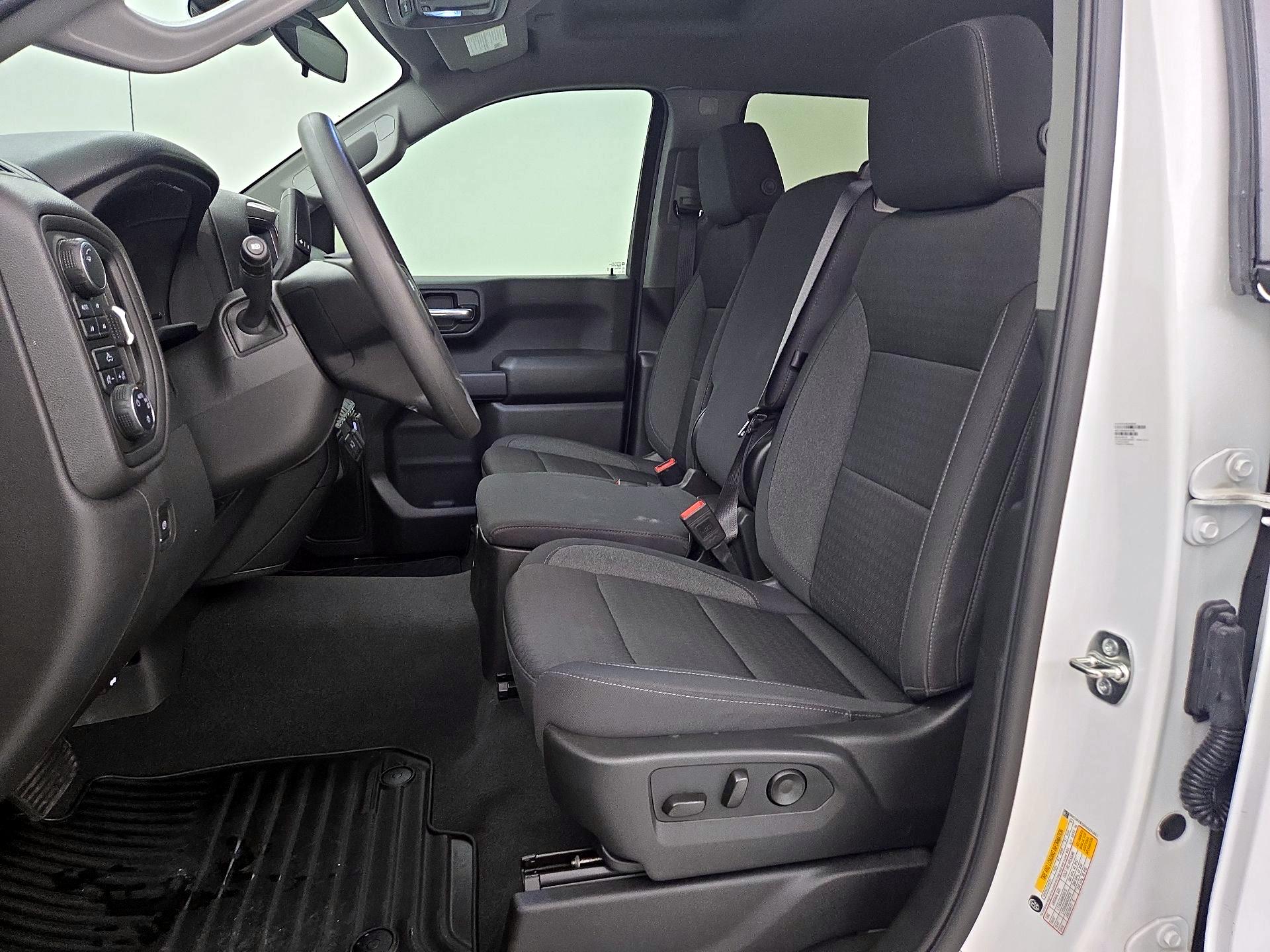 Thumbnail: 2025 Chevrolet Silverado 1500 - 11