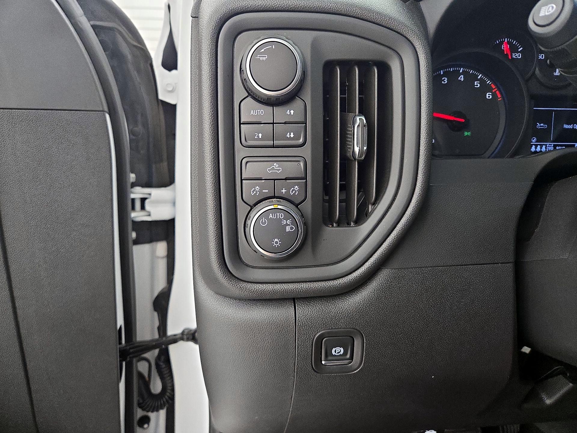 Thumbnail: 2025 Chevrolet Silverado 1500 - 13
