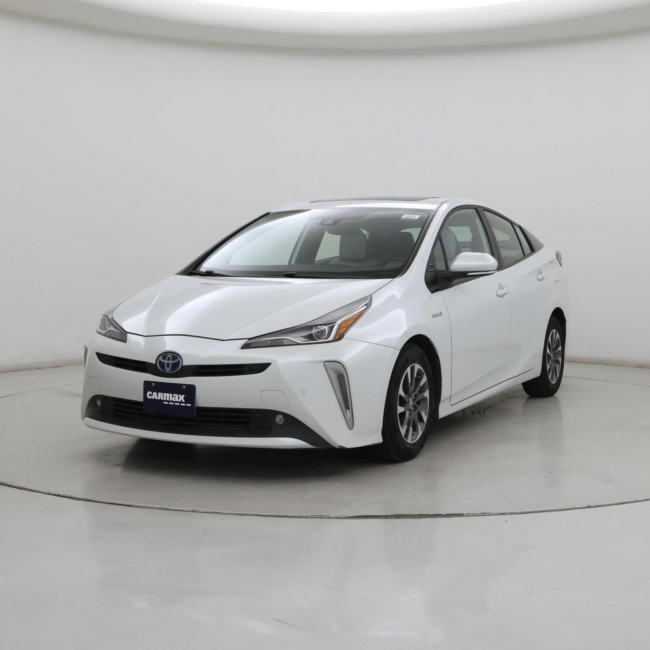 Thumbnail: 2022 Toyota Prius - 4