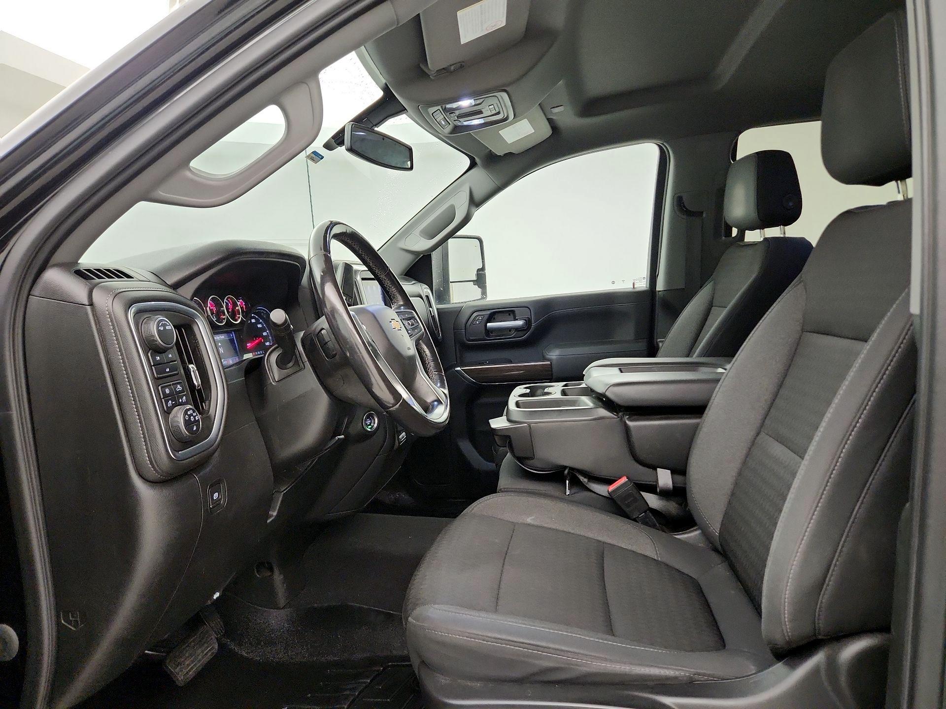 Thumbnail: 2020 Chevrolet Silverado 3500 - 9
