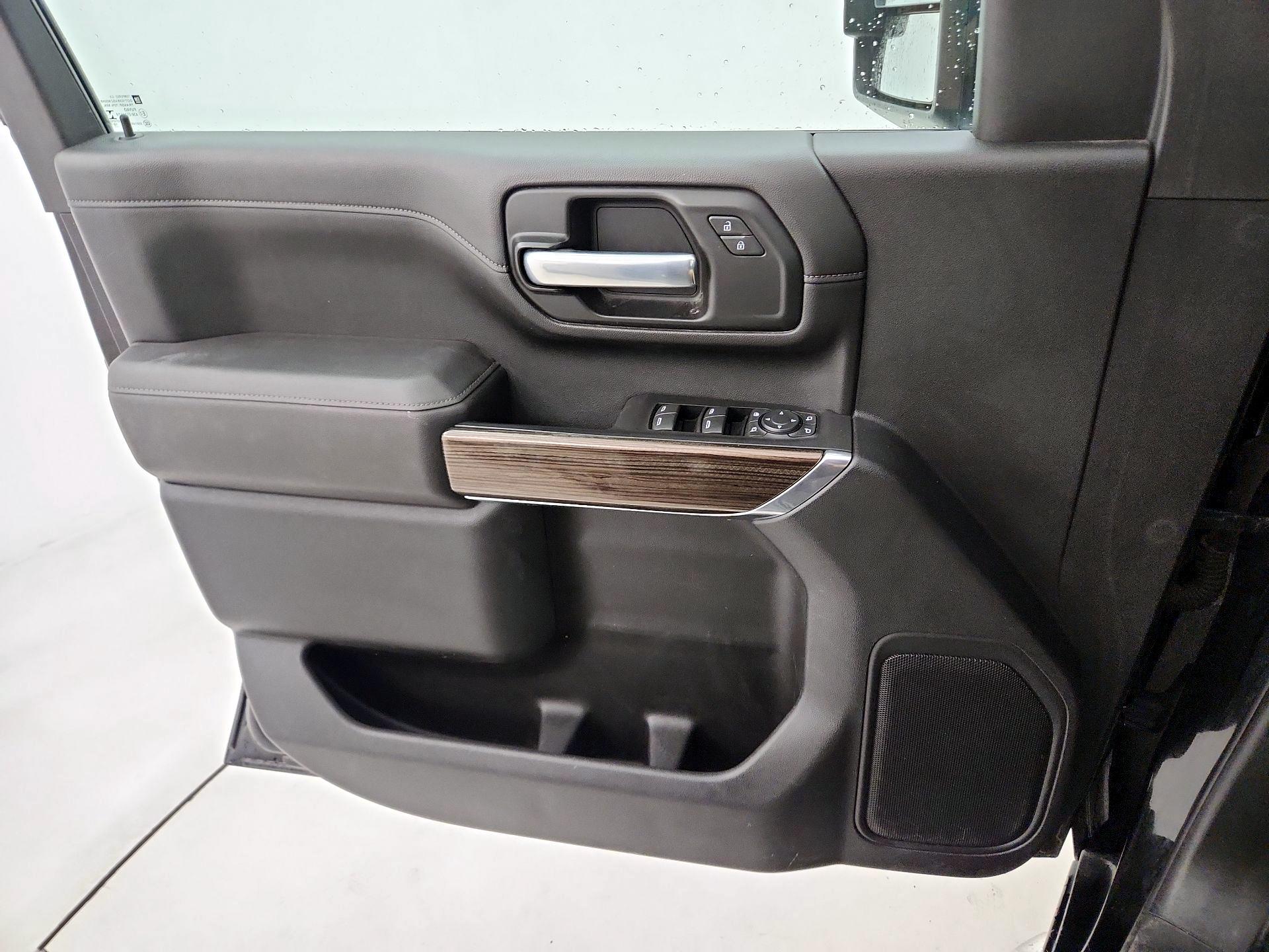 Thumbnail: 2020 Chevrolet Silverado 3500 - 10