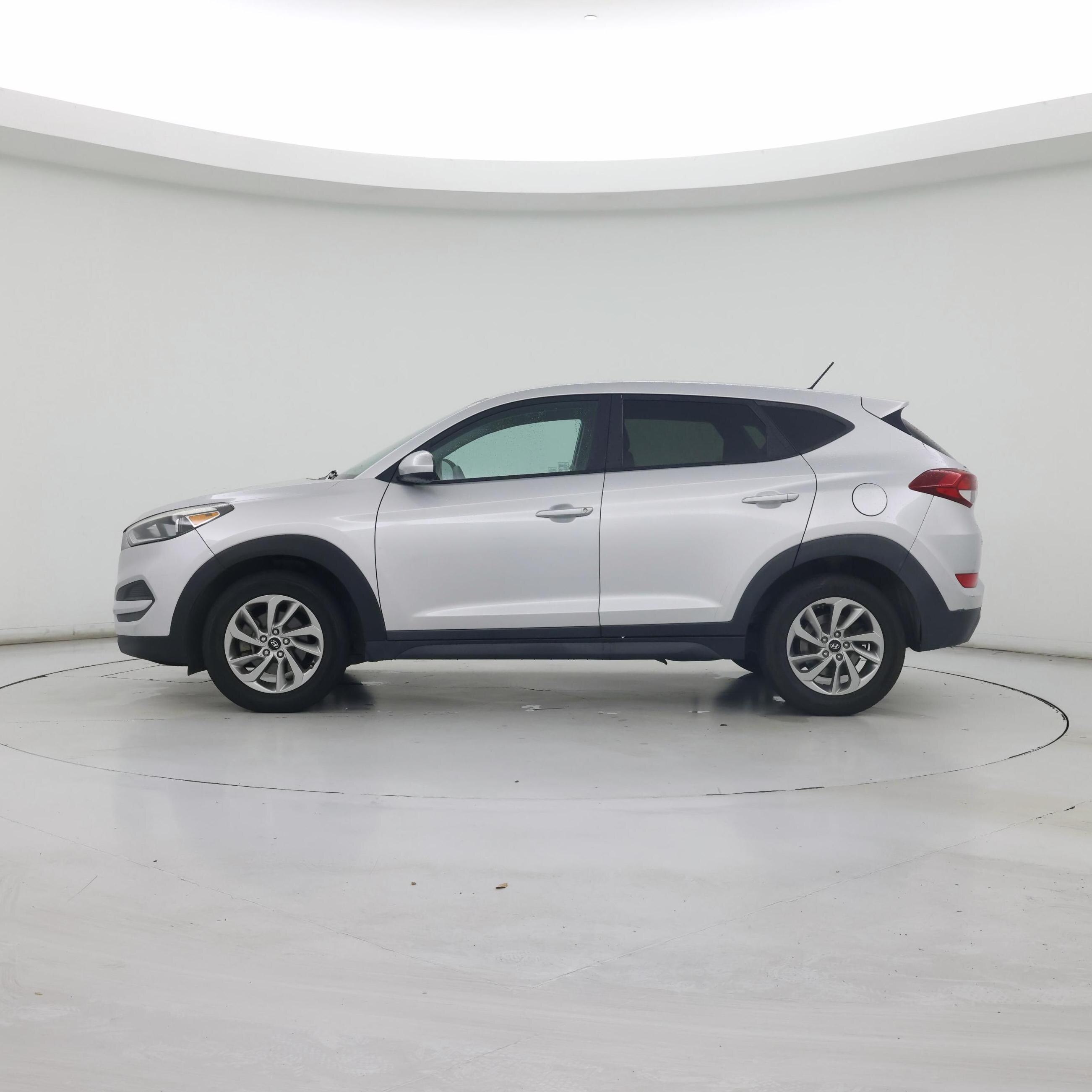 Thumbnail: 2018 Hyundai Tucson - 3