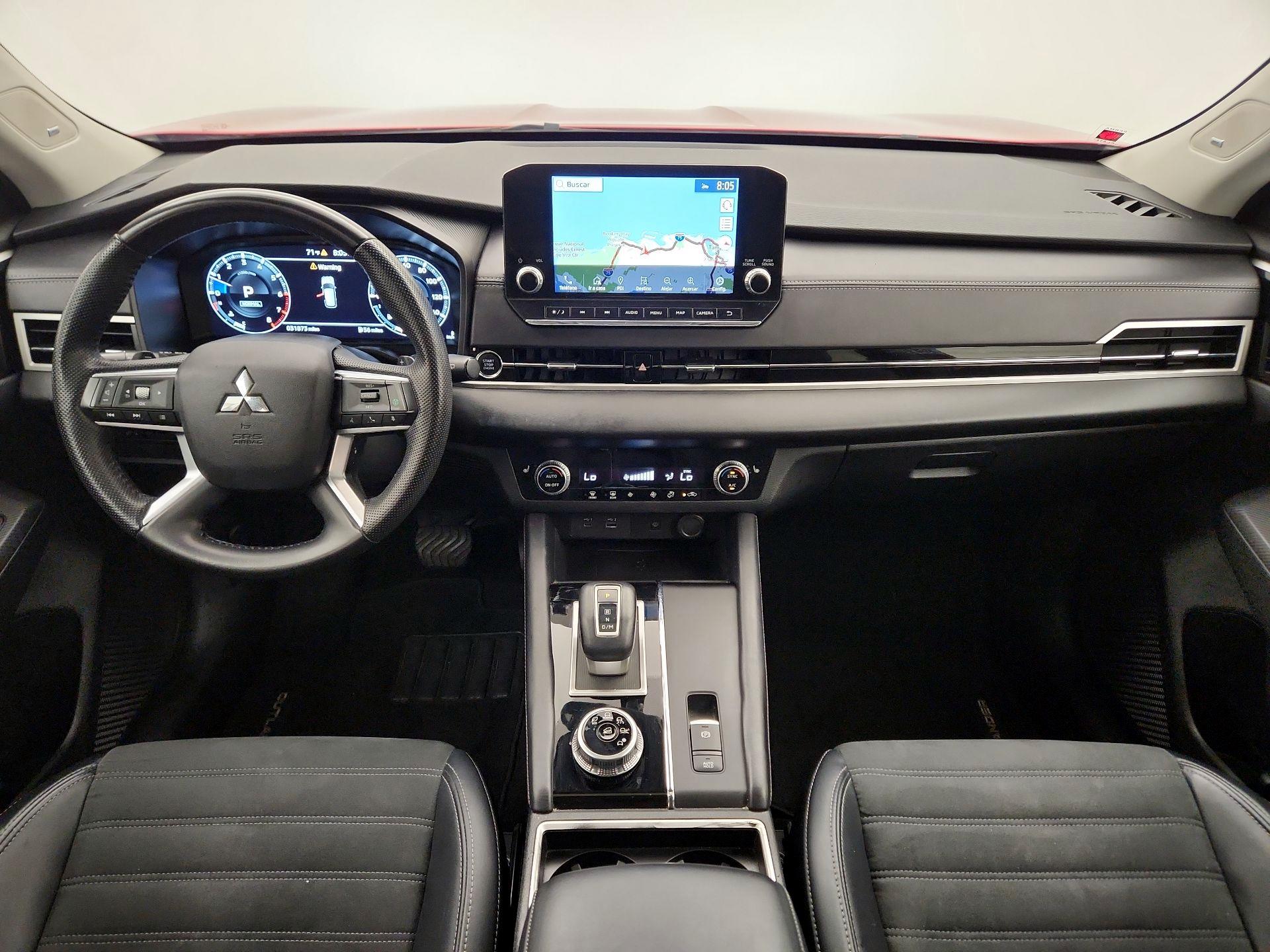 Thumbnail: 2024 Mitsubishi Outlander - 9