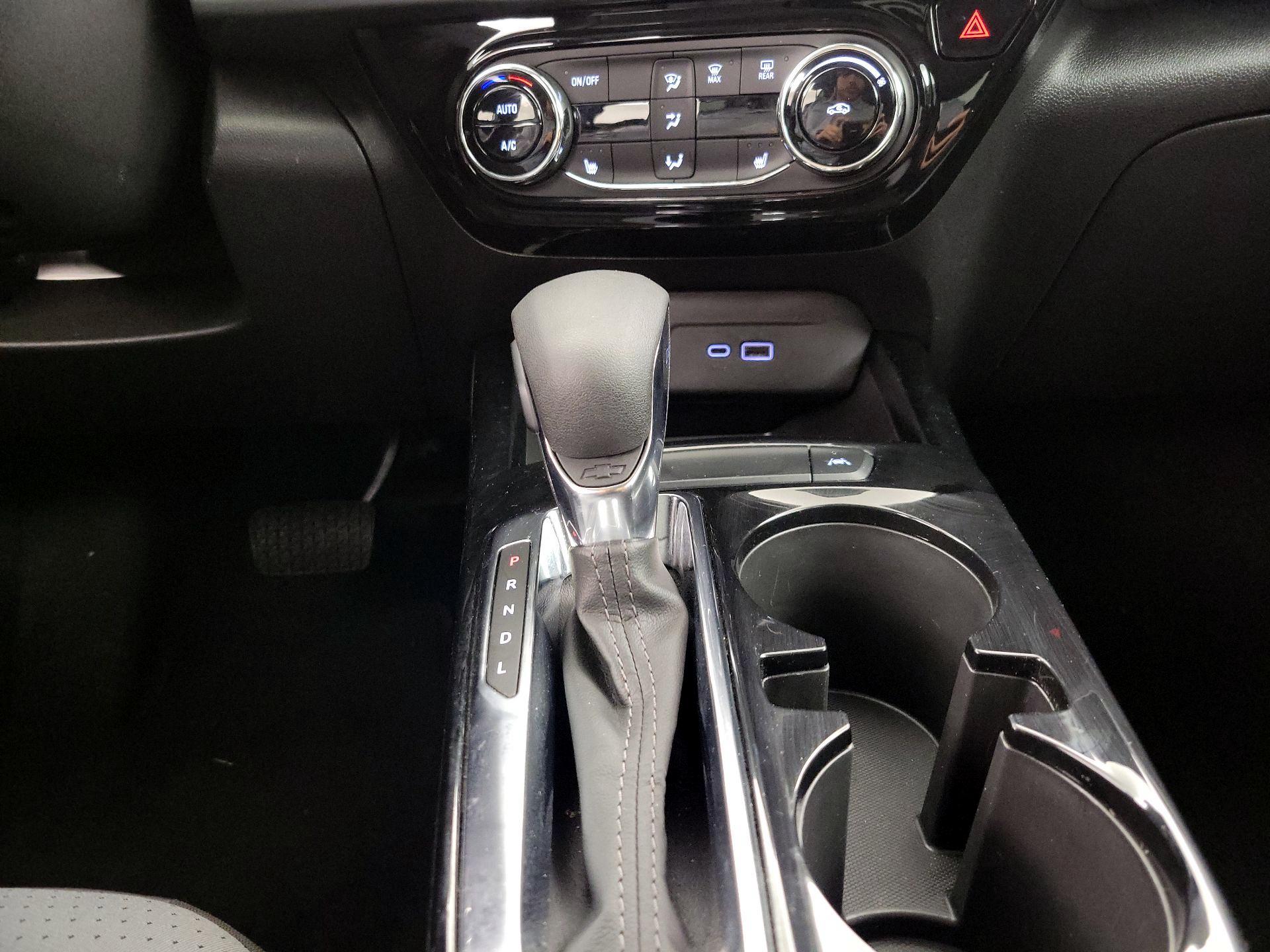 Thumbnail: 2025 Chevrolet Trax - 17