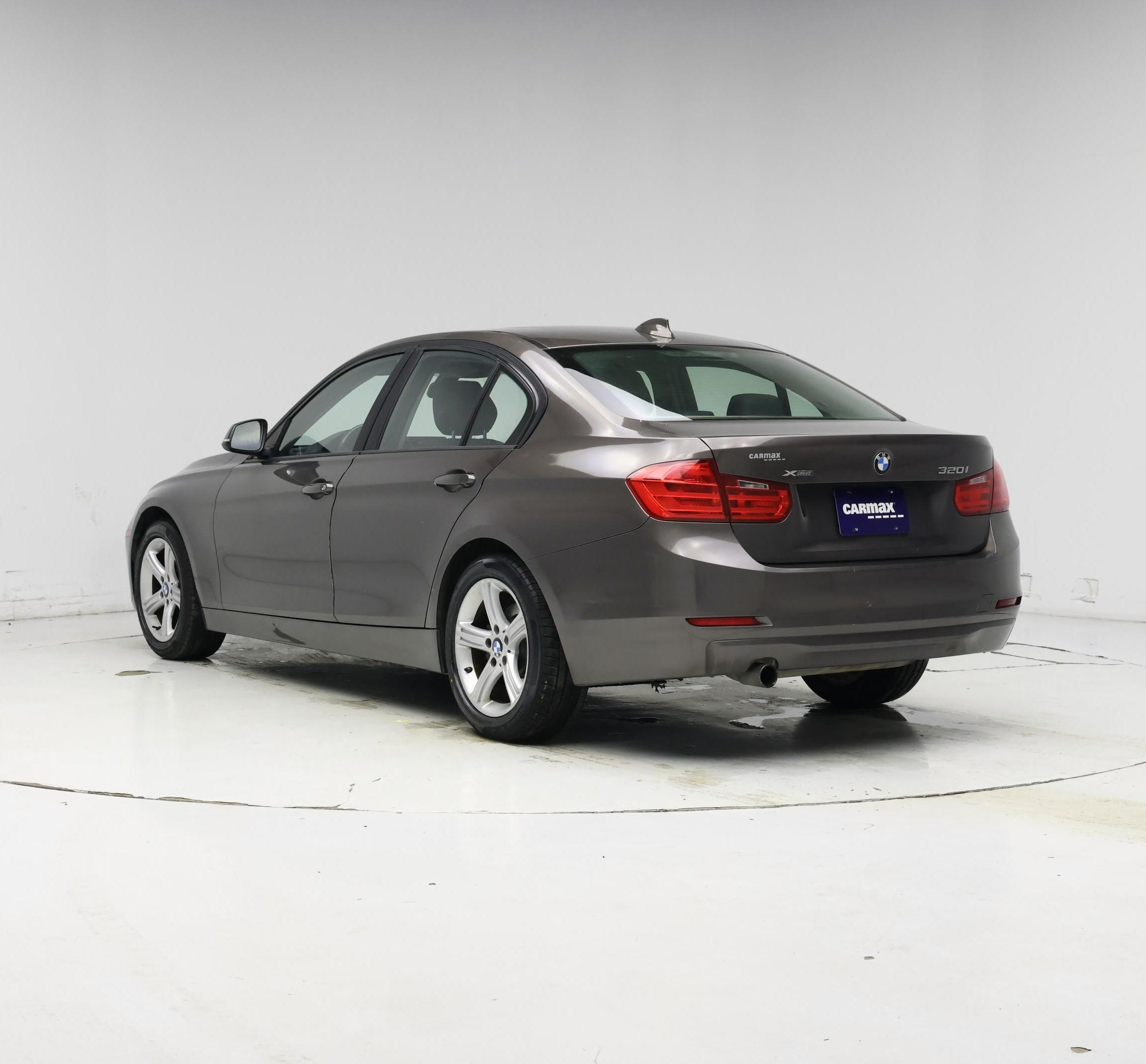 Thumbnail: 2015 BMW 3 Series - 2
