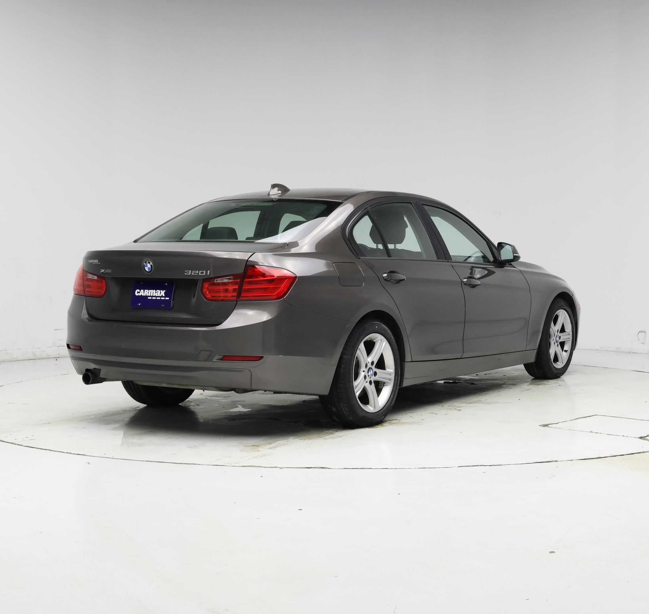 Thumbnail: 2015 BMW 3 Series - 8