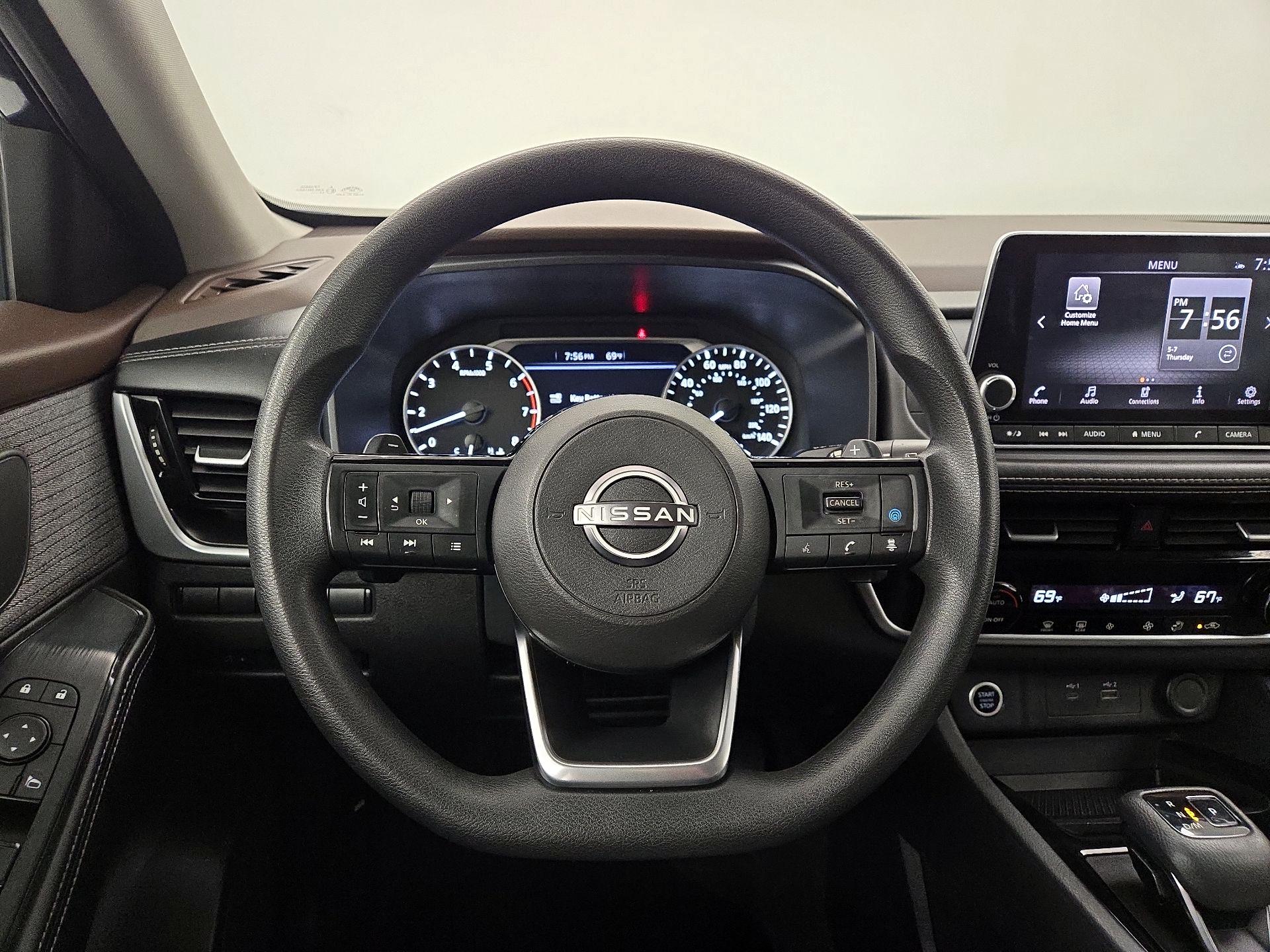 Thumbnail: 2023 Nissan Rogue - 10