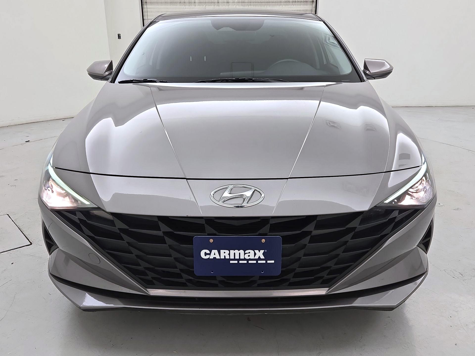 Thumbnail: 2023 Hyundai Elantra - 2