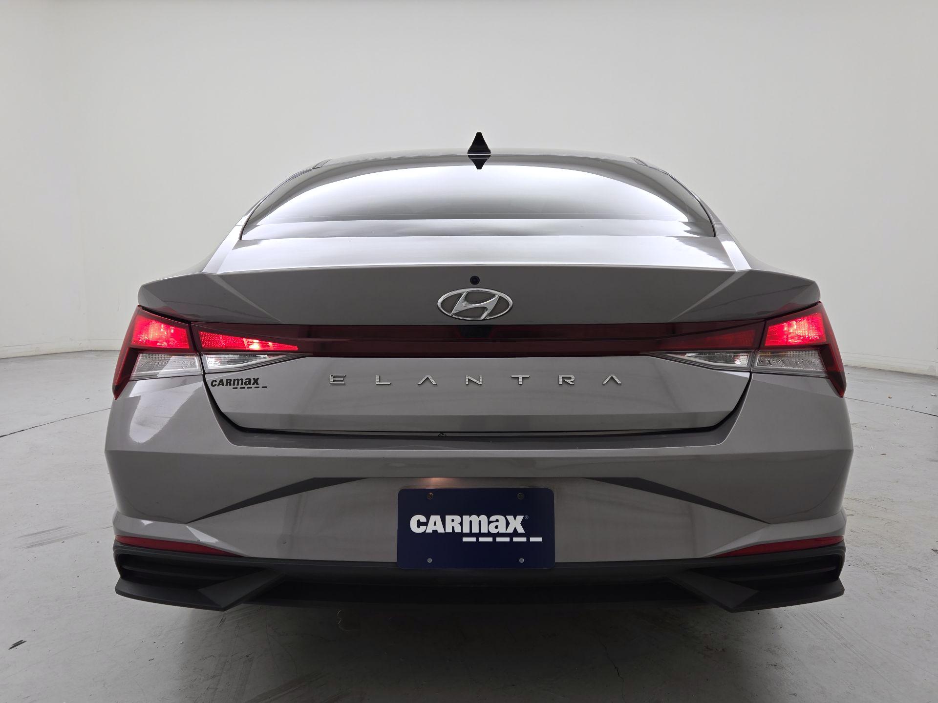 Thumbnail: 2023 Hyundai Elantra - 6