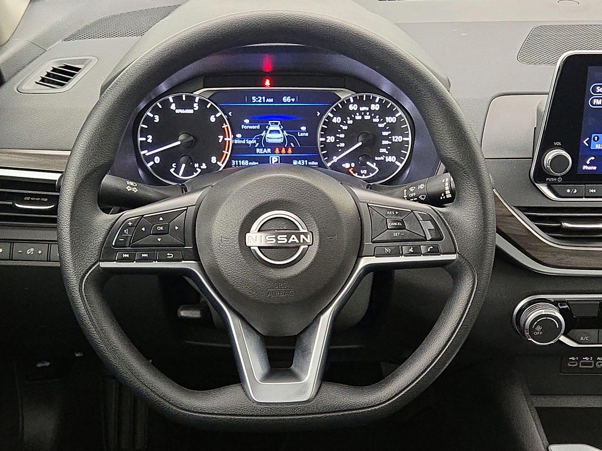 Thumbnail: 2025 Nissan Altima - 10