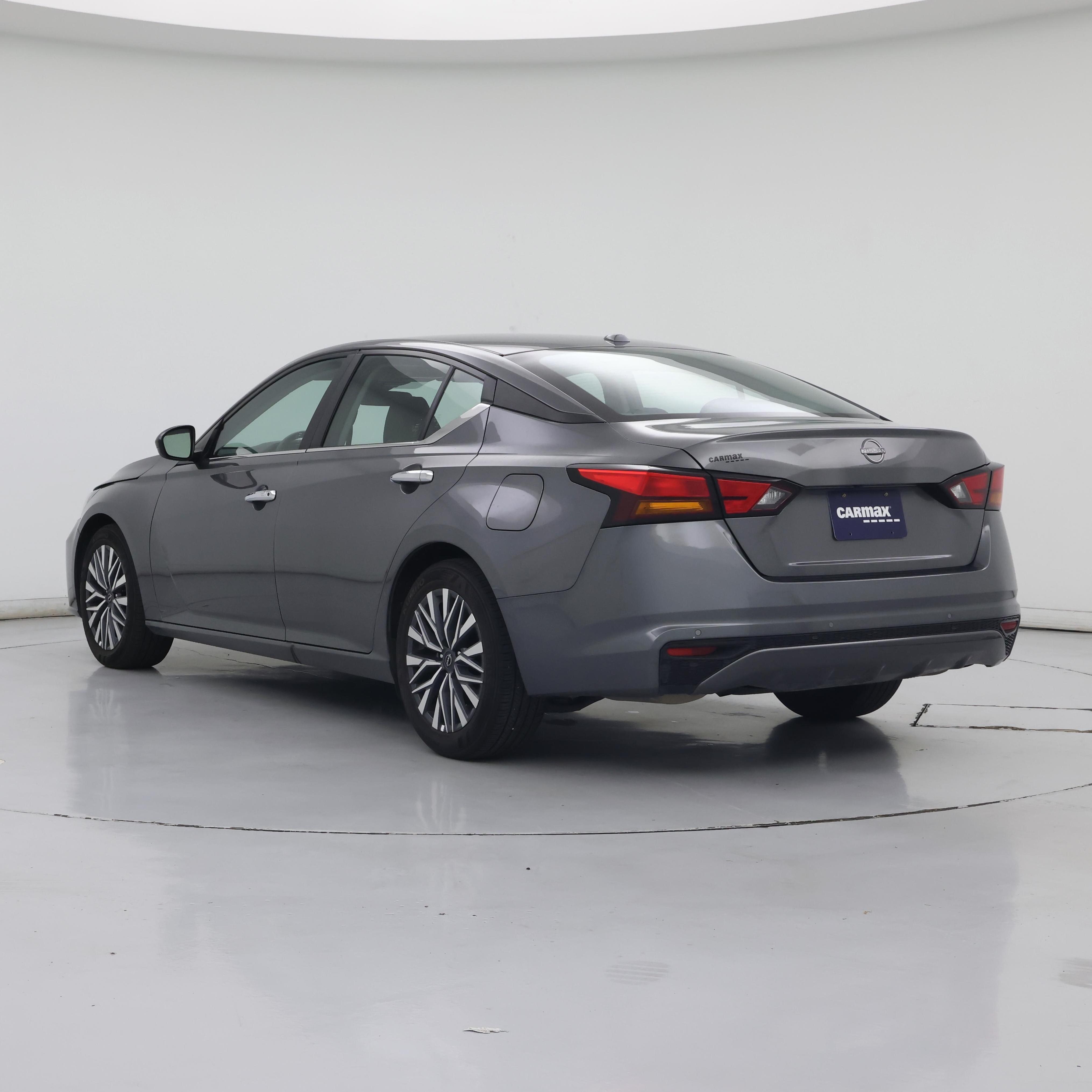 Thumbnail: 2025 Nissan Altima - 2