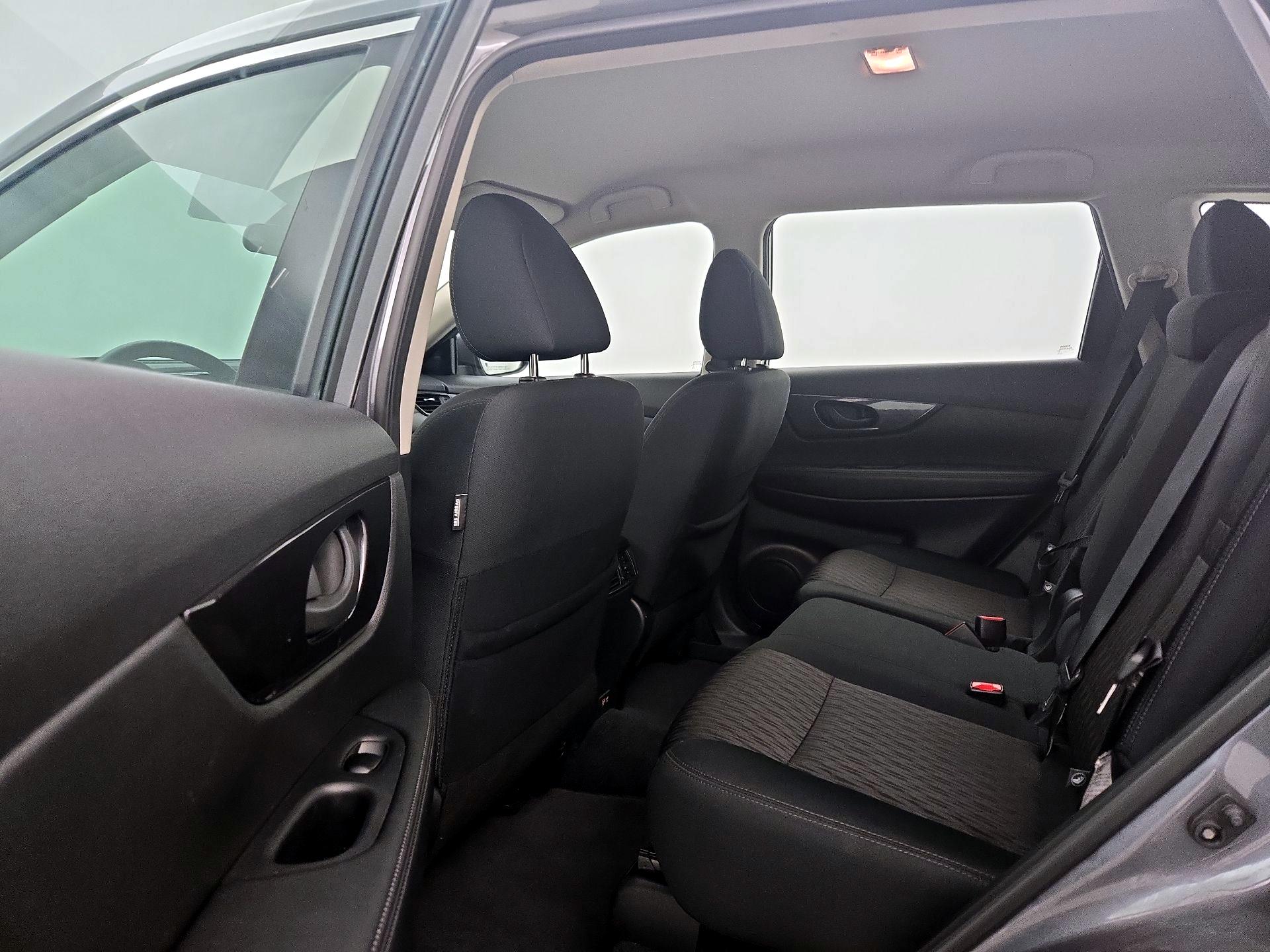 Thumbnail: 2020 Nissan Rogue - 19