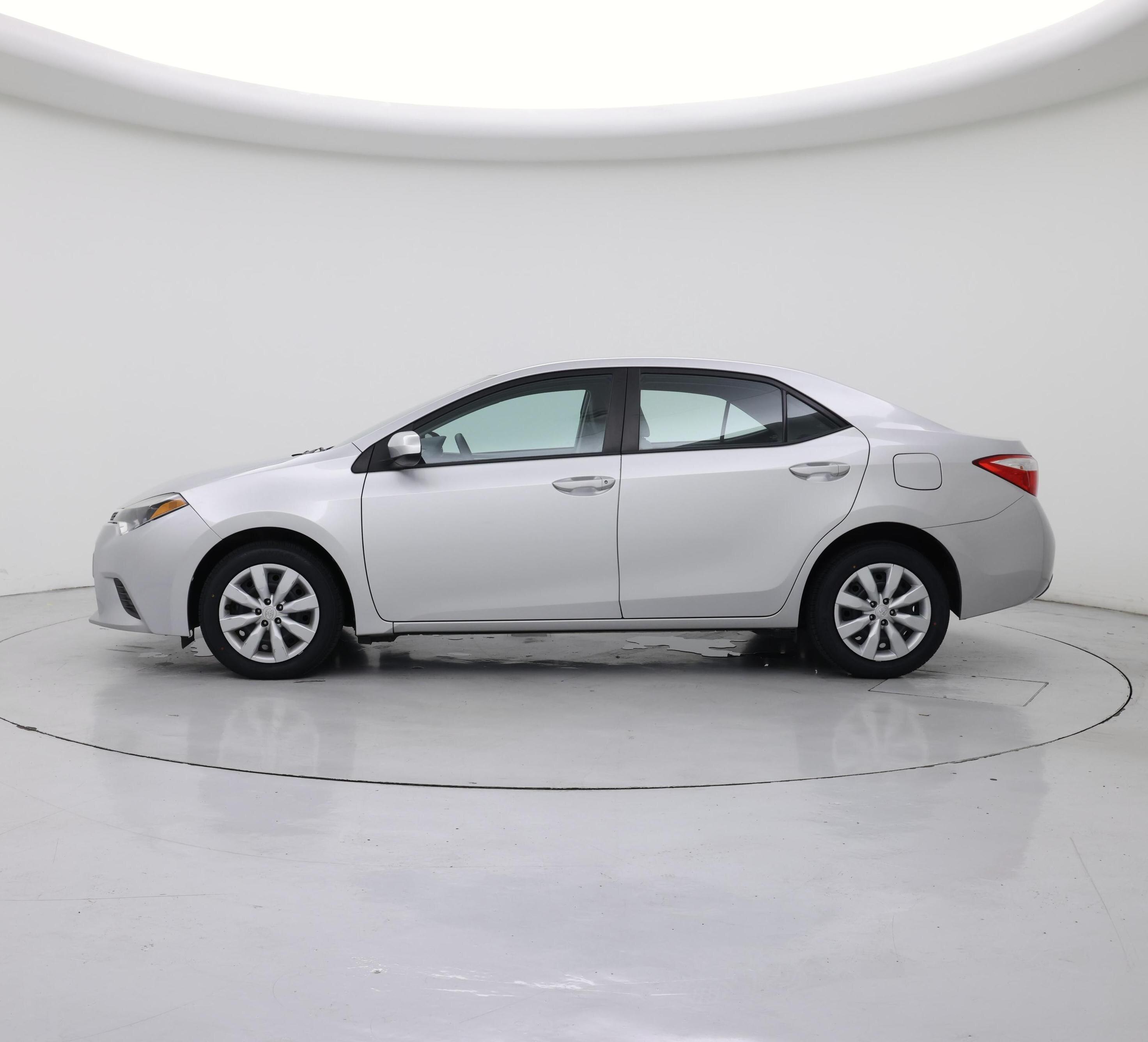 Thumbnail: 2016 Toyota Corolla - 3