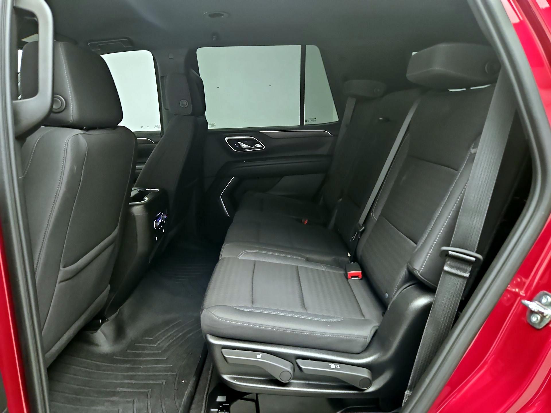Thumbnail: 2024 Chevrolet Tahoe - 17