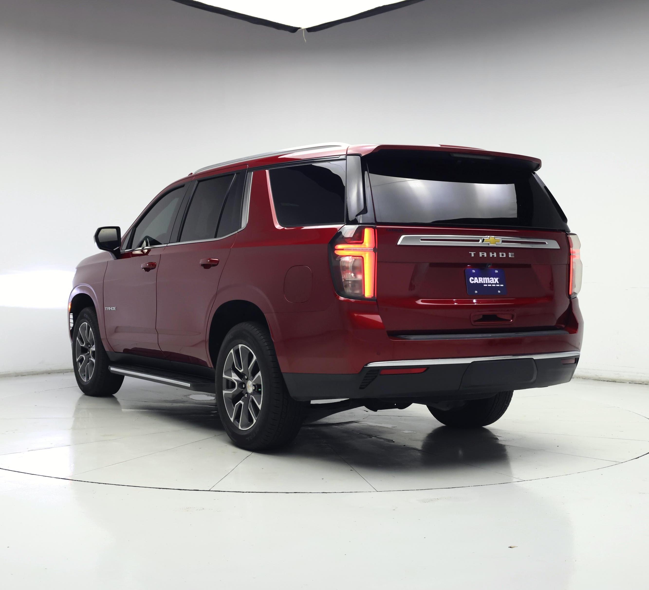 Thumbnail: 2024 Chevrolet Tahoe - 2