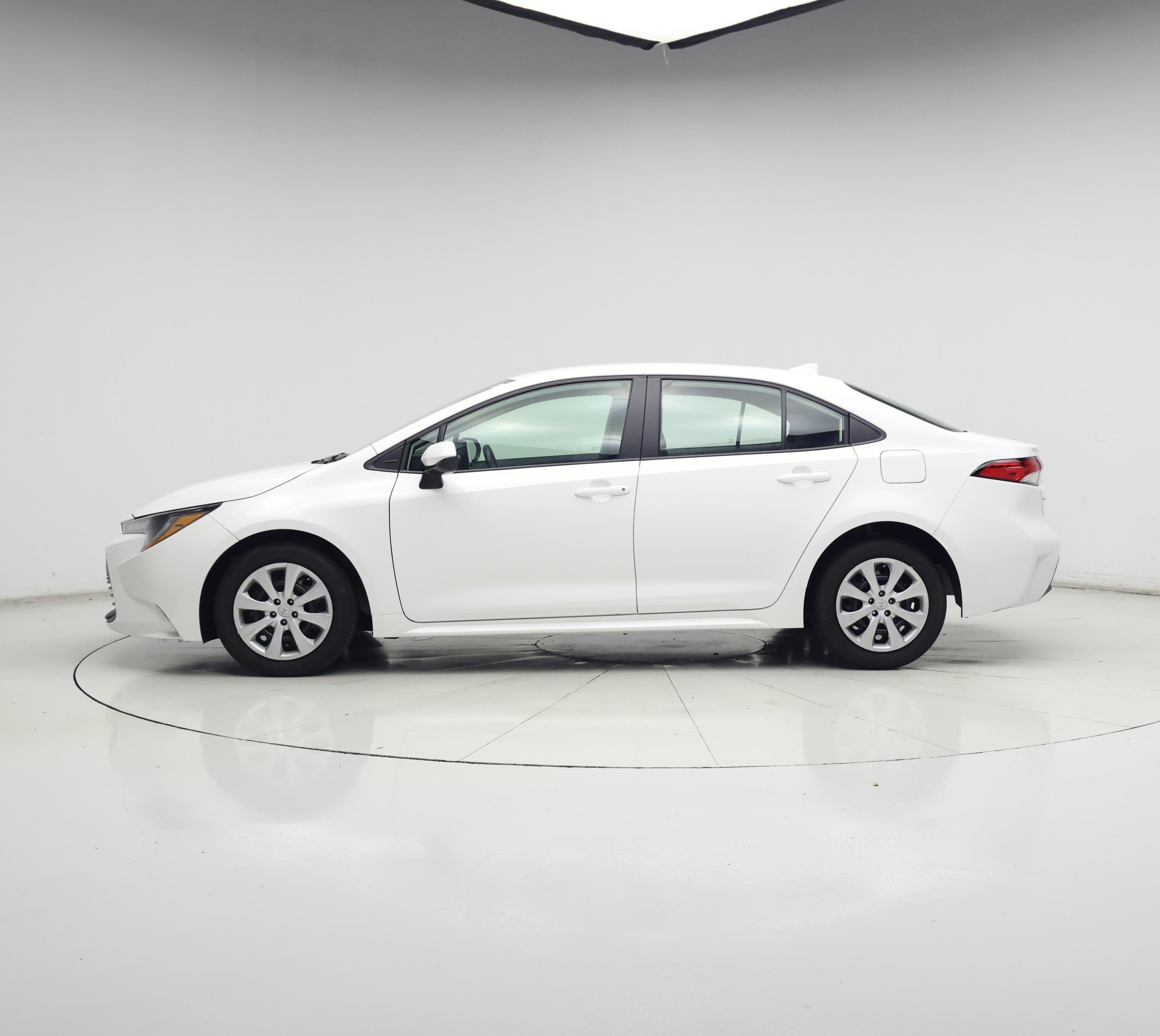 Thumbnail: 2025 Toyota Corolla - 3