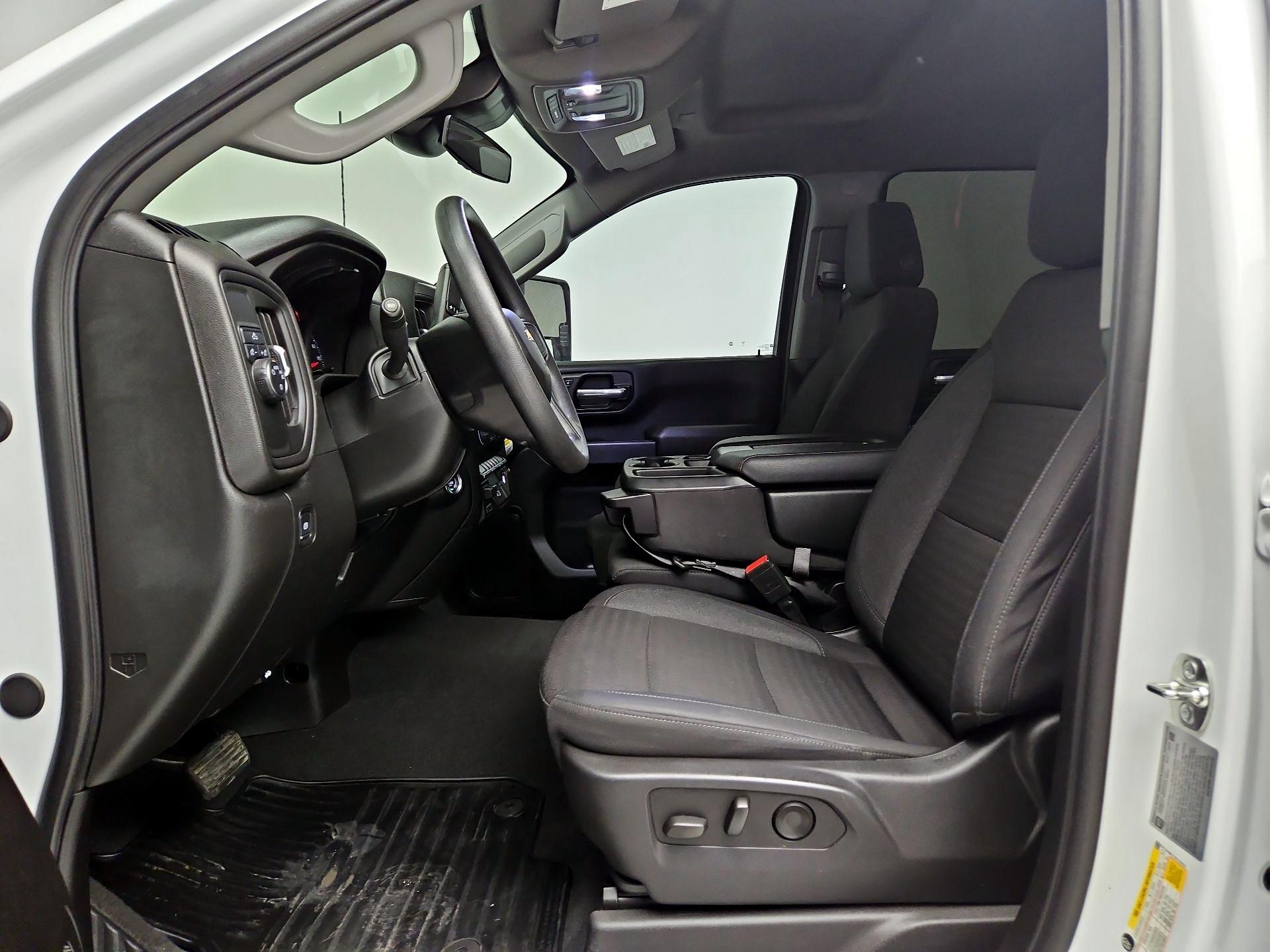 Thumbnail: 2025 Chevrolet Silverado 2500 - 11