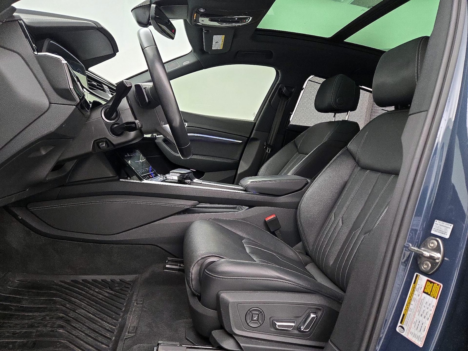 2024 Audi Q8 Sportback e-tron Prestige - Photo 12