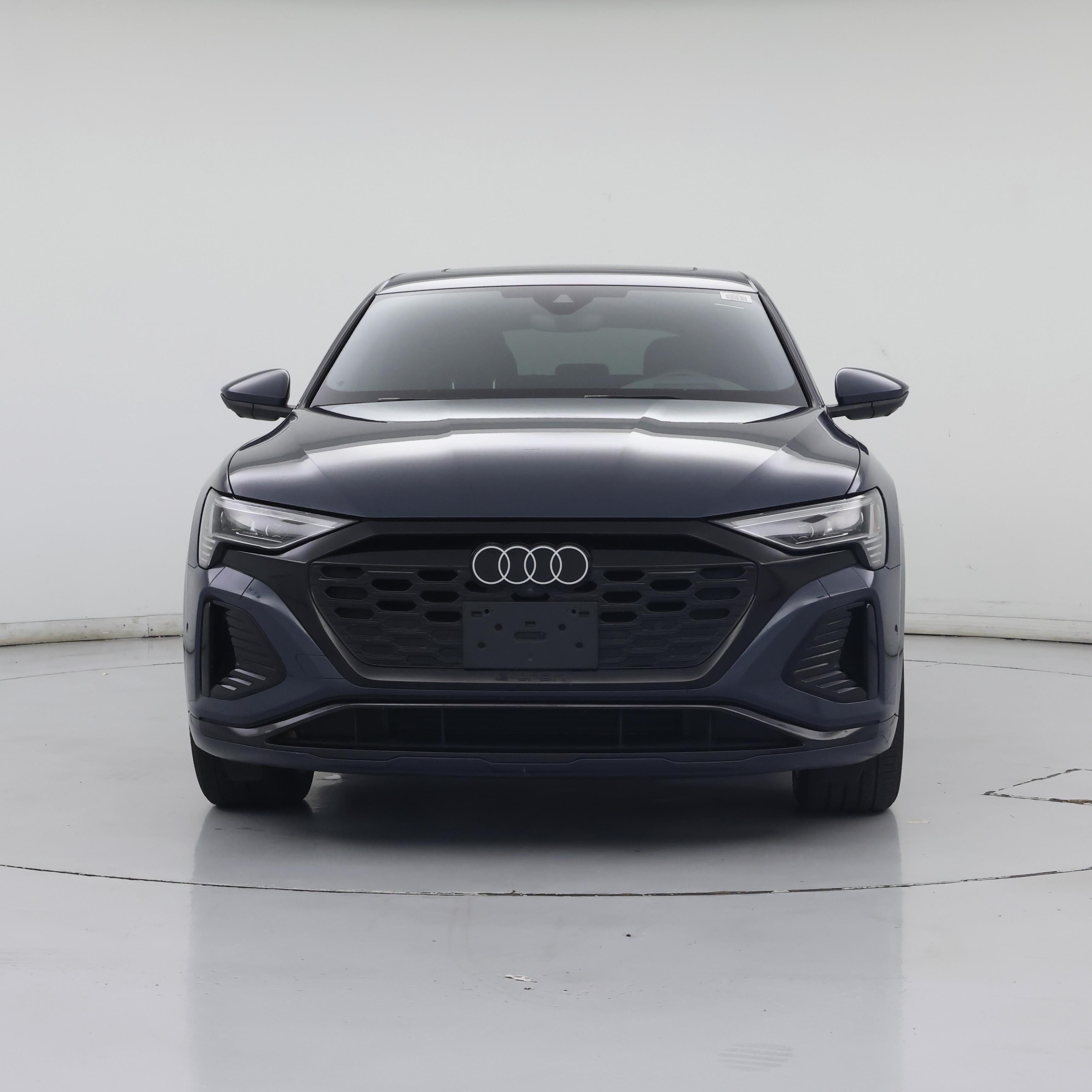 Thumbnail: 2024 Audi Q8 e-tron - 5
