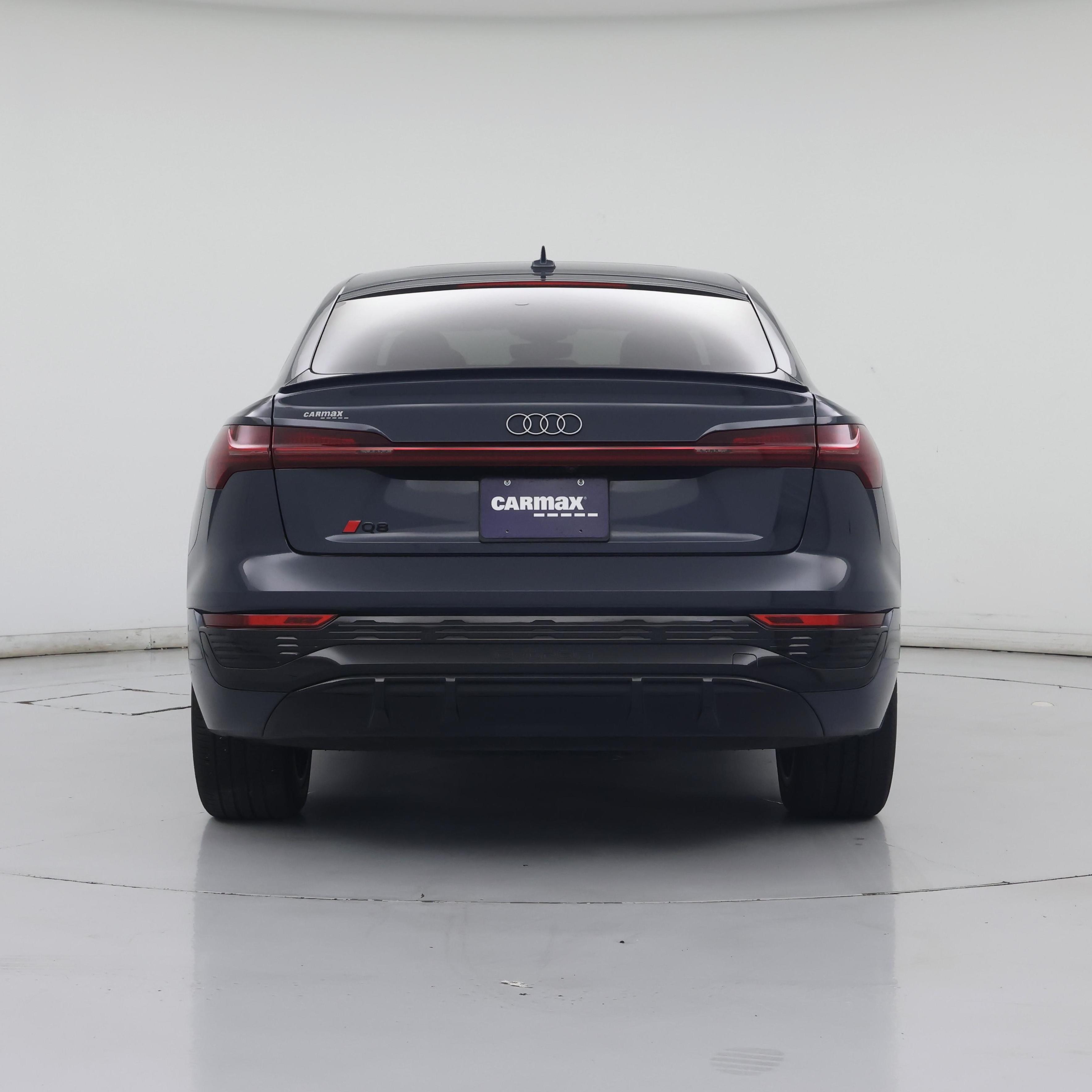 Thumbnail: 2024 Audi Q8 e-tron - 6