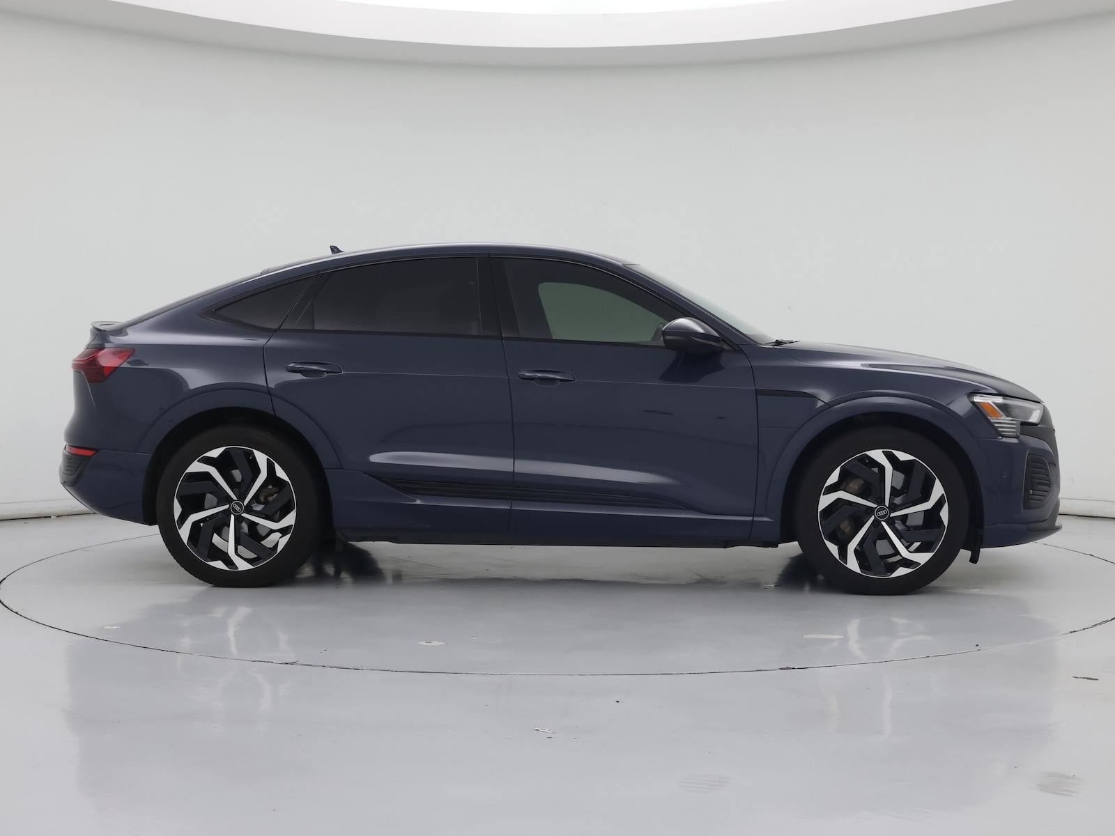2024 Audi Q8 Sportback e-tron Prestige - Photo 8
