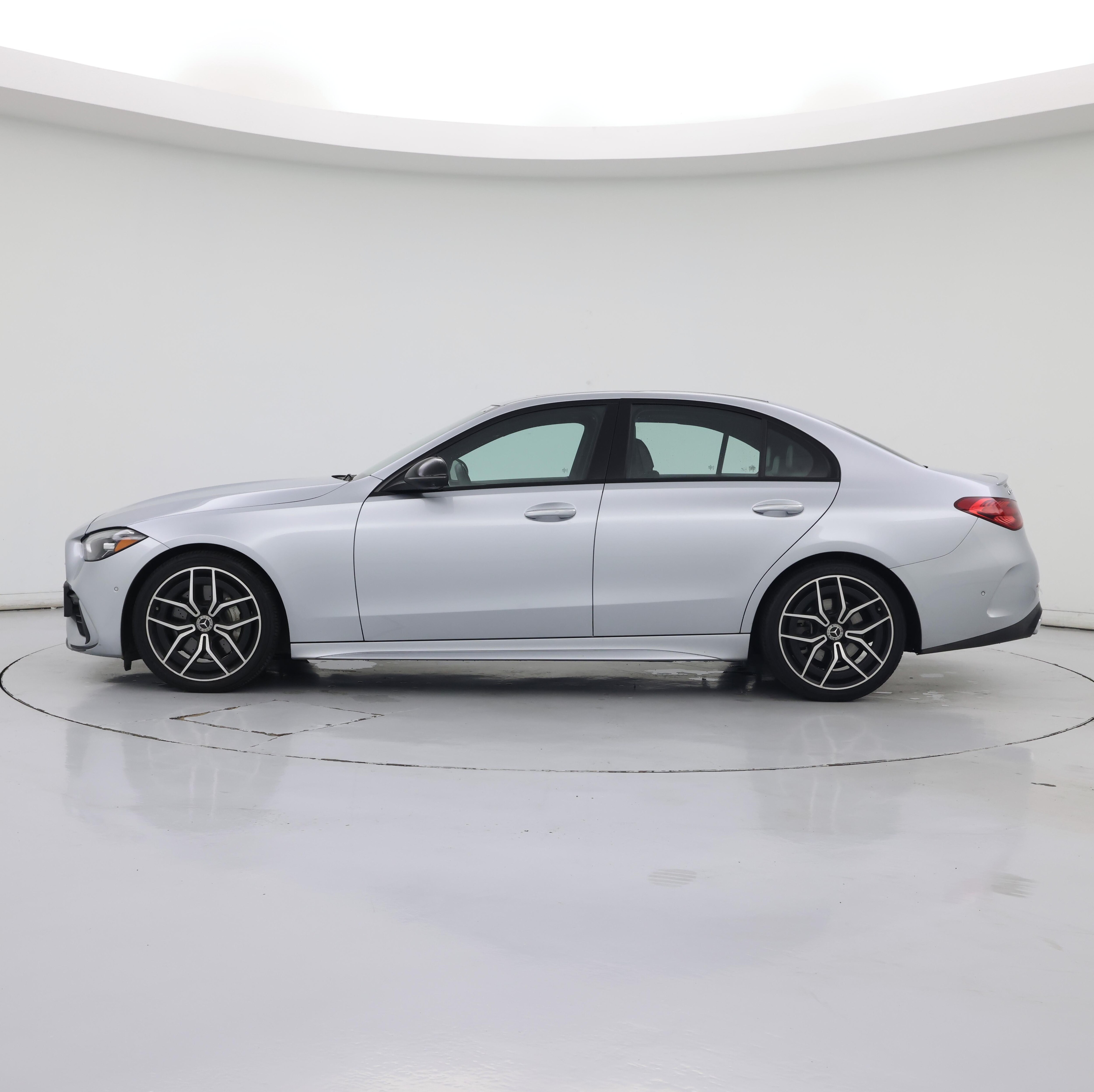 Thumbnail: 2023 Mercedes-Benz C-Class - 3