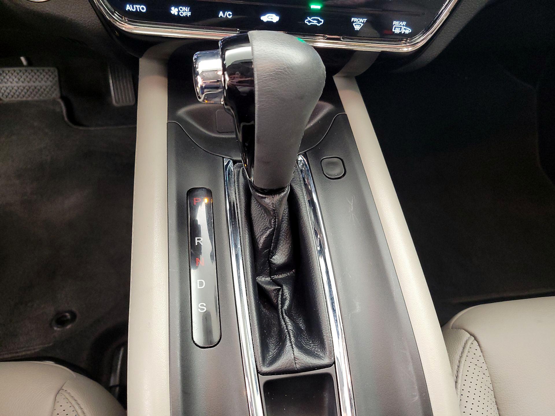 Thumbnail: 2016 Honda HR-V - 18