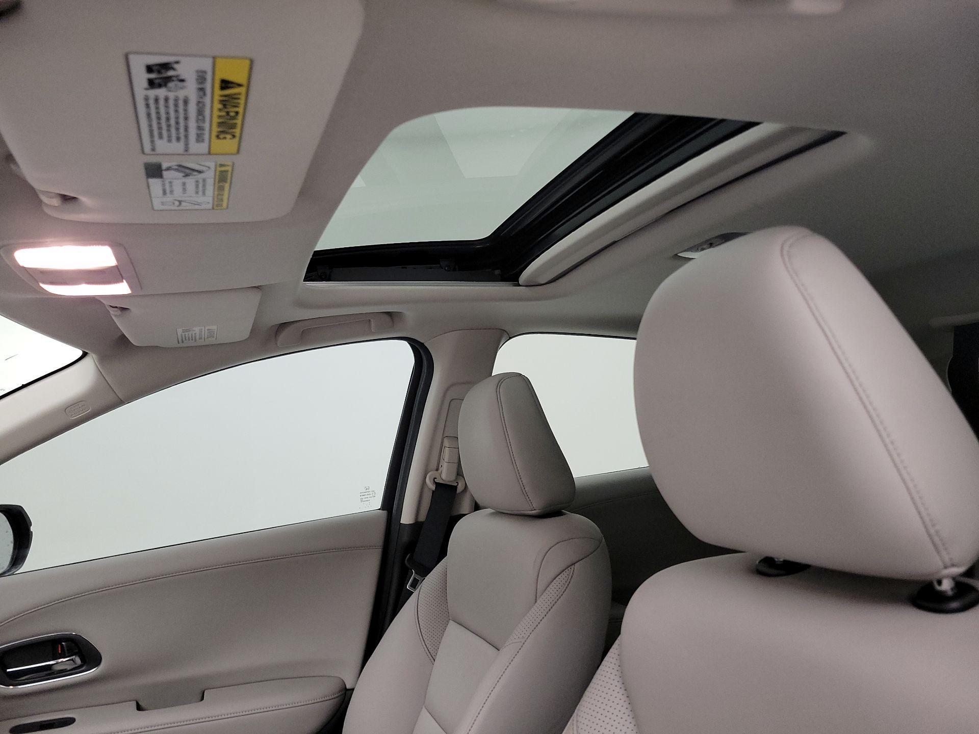 Thumbnail: 2016 Honda HR-V - 20