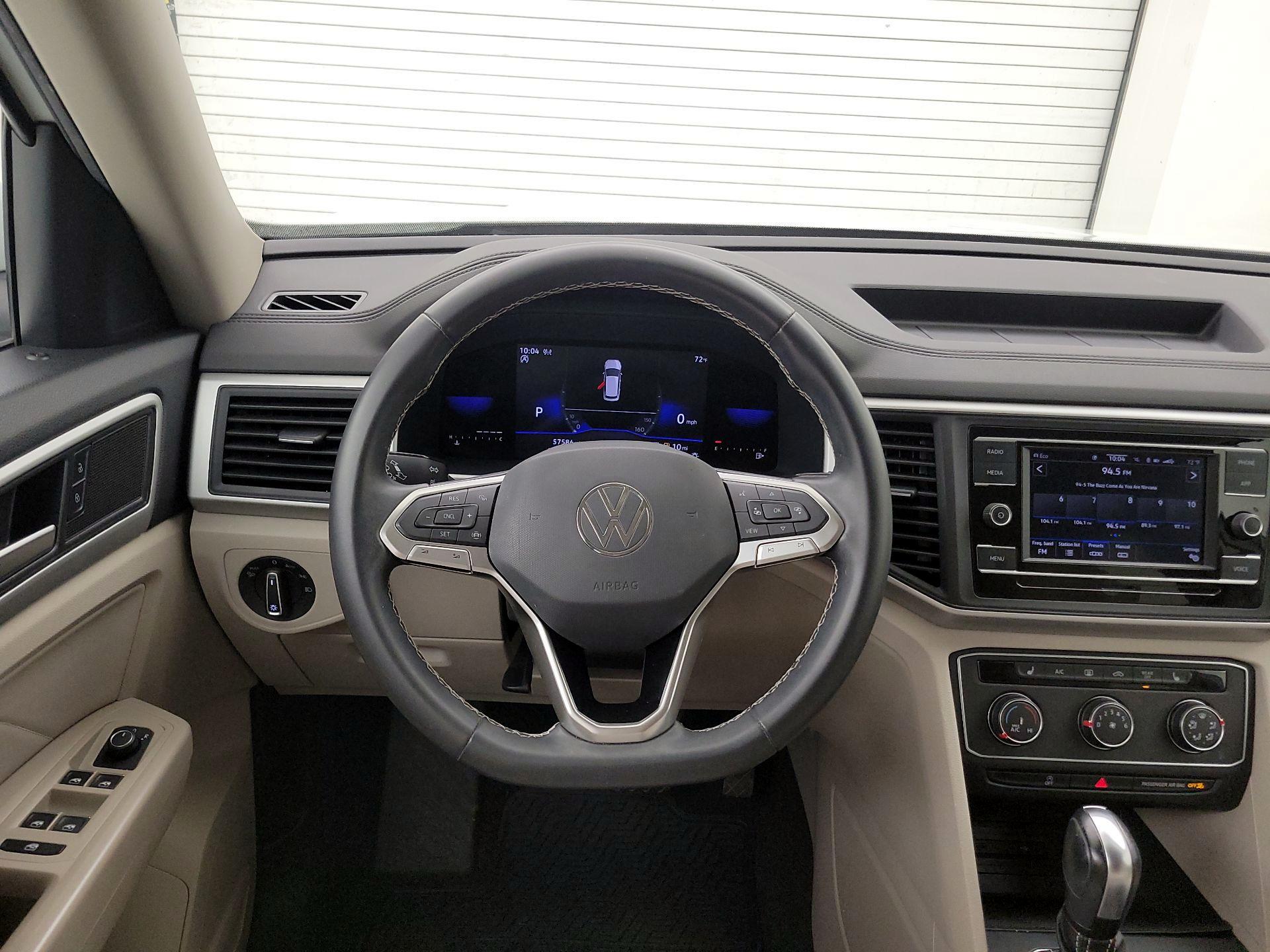Thumbnail: 2022 Volkswagen Atlas - 10