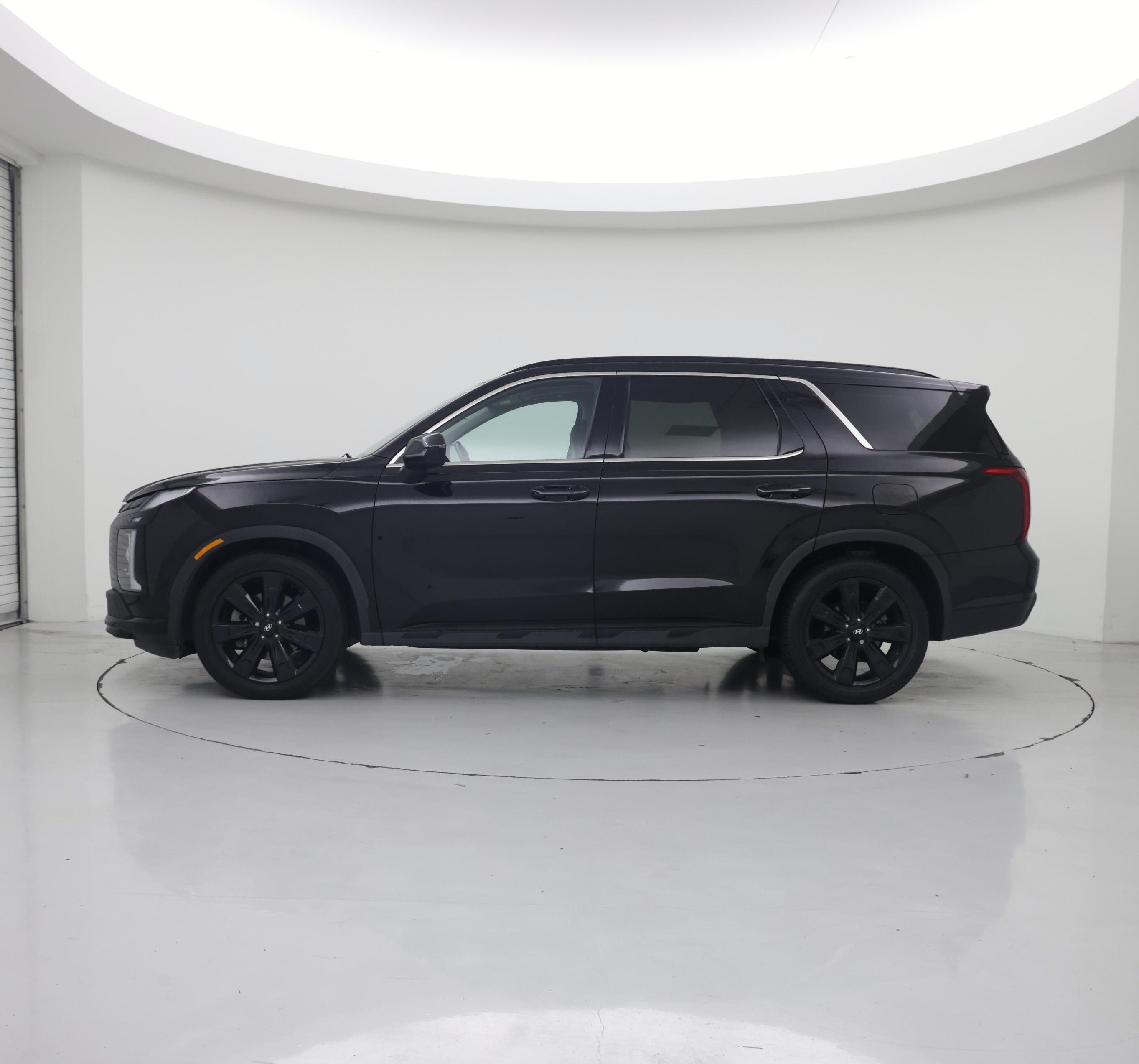 Thumbnail: 2023 Hyundai Palisade - 3