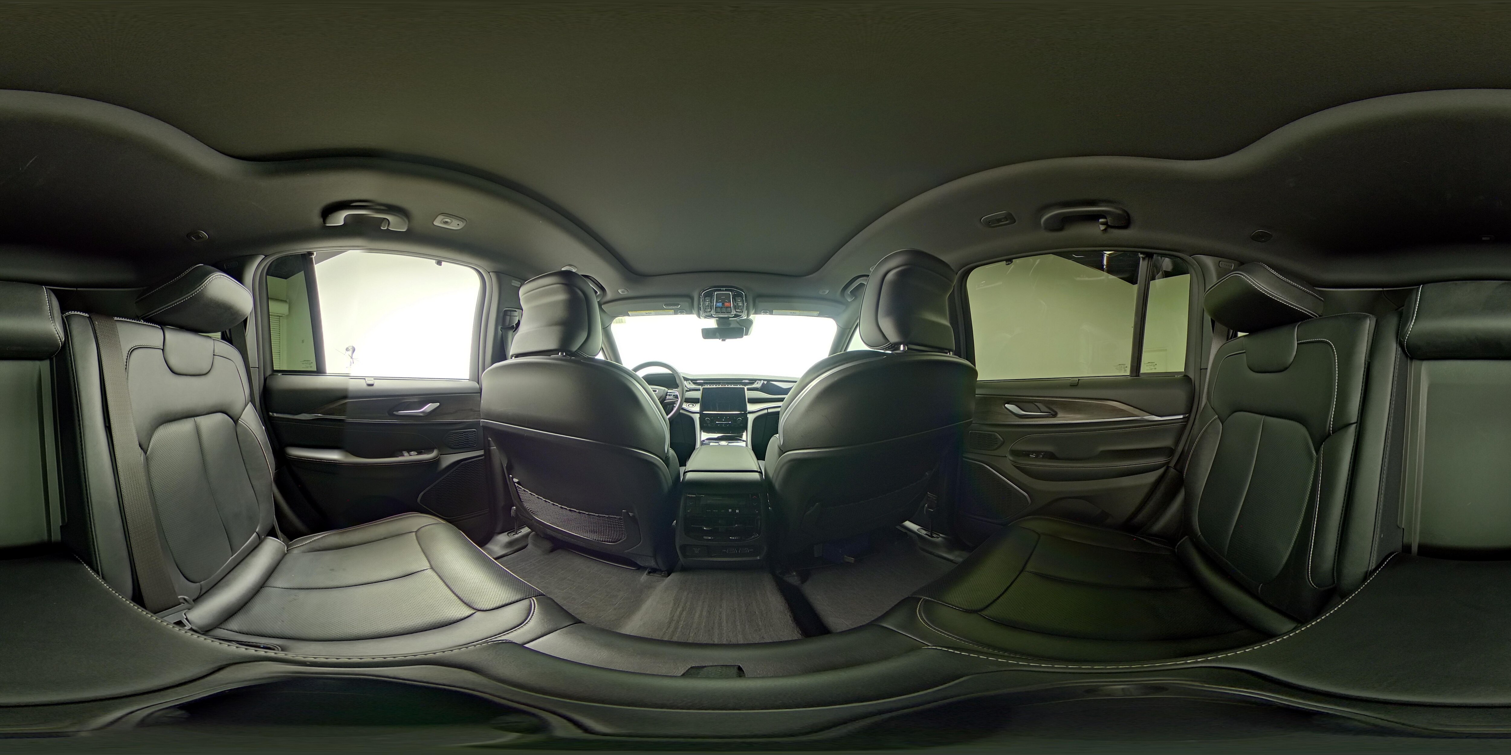 2024 Jeep Grand Cherokee Overland - Photo 27