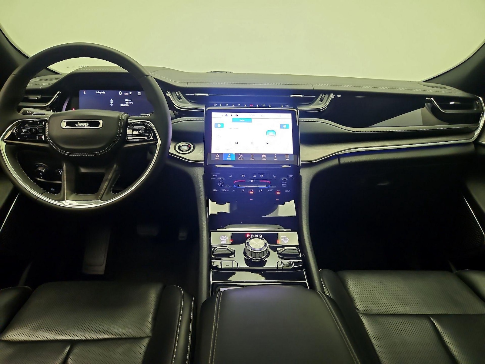 2024 Jeep Grand Cherokee Overland - Photo 10