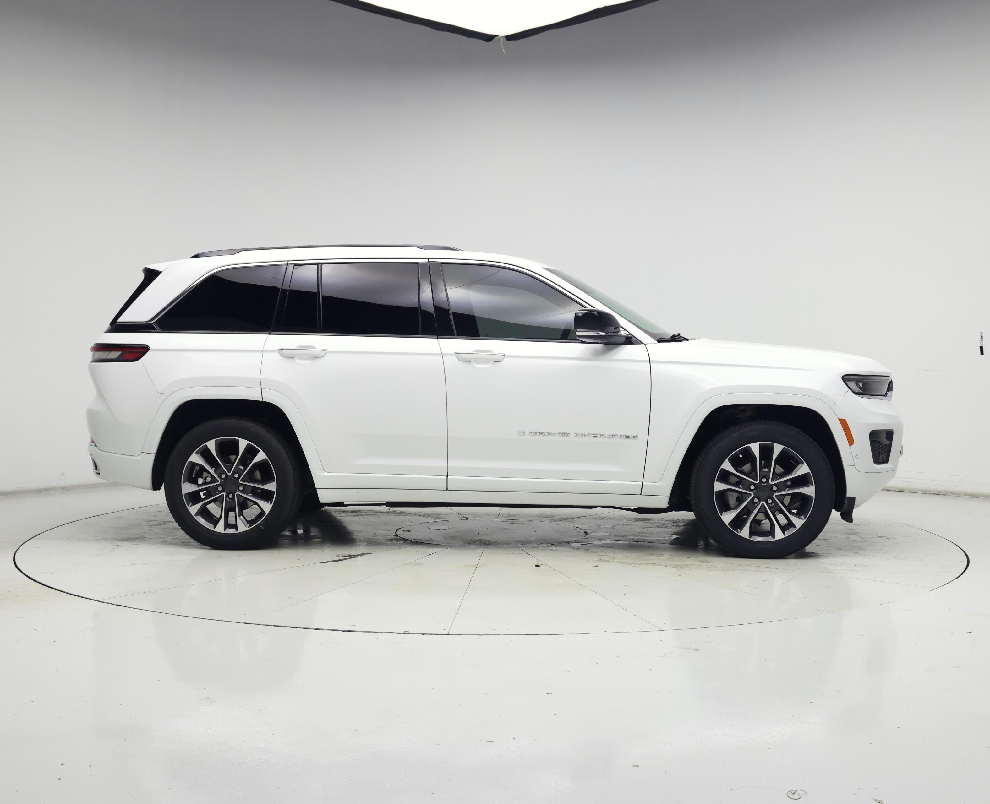 Thumbnail: 2024 Jeep Grand Cherokee - 7