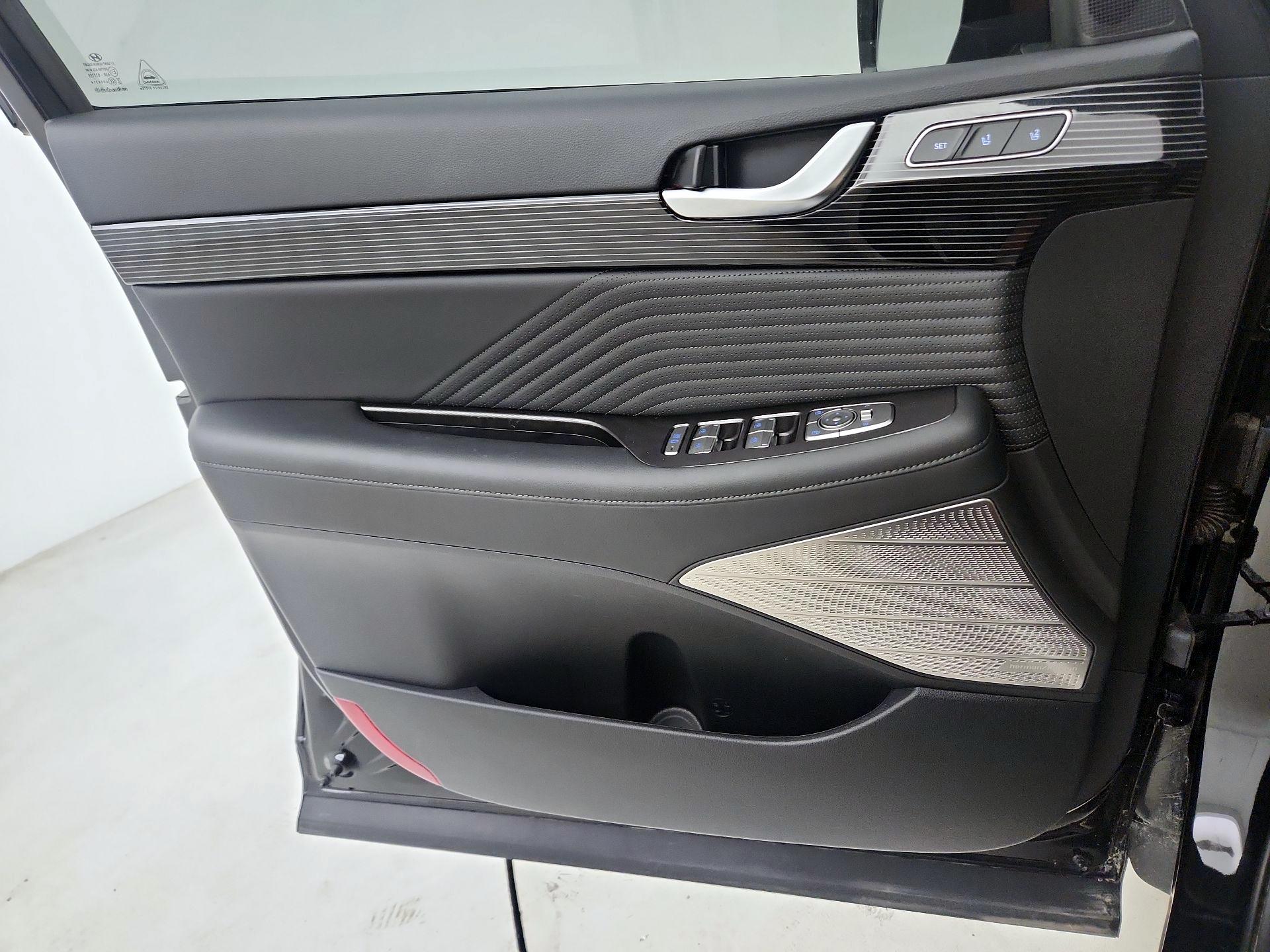 Thumbnail: 2025 Hyundai Palisade - 10