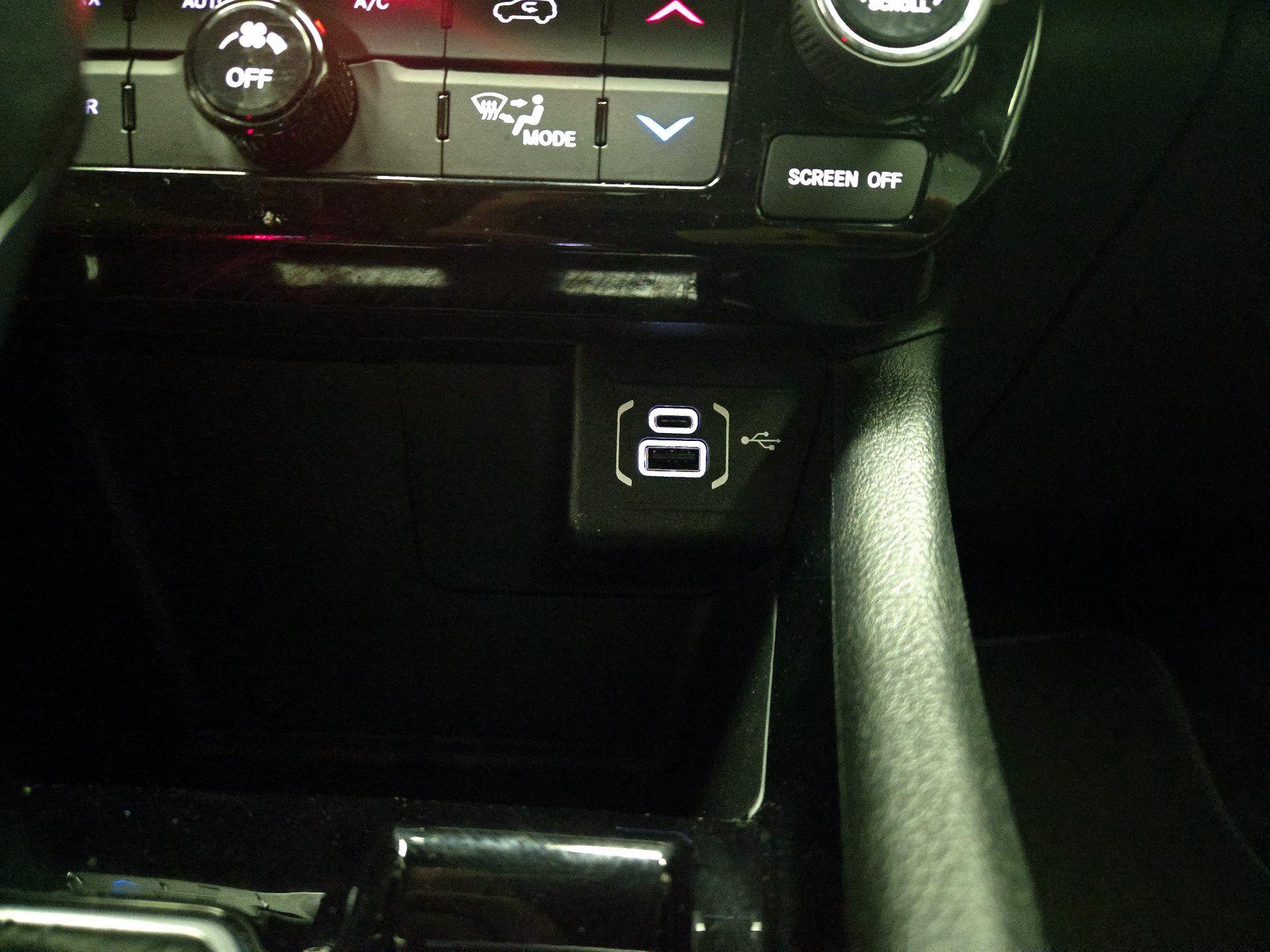 Thumbnail: 2023 Jeep Compass - 18