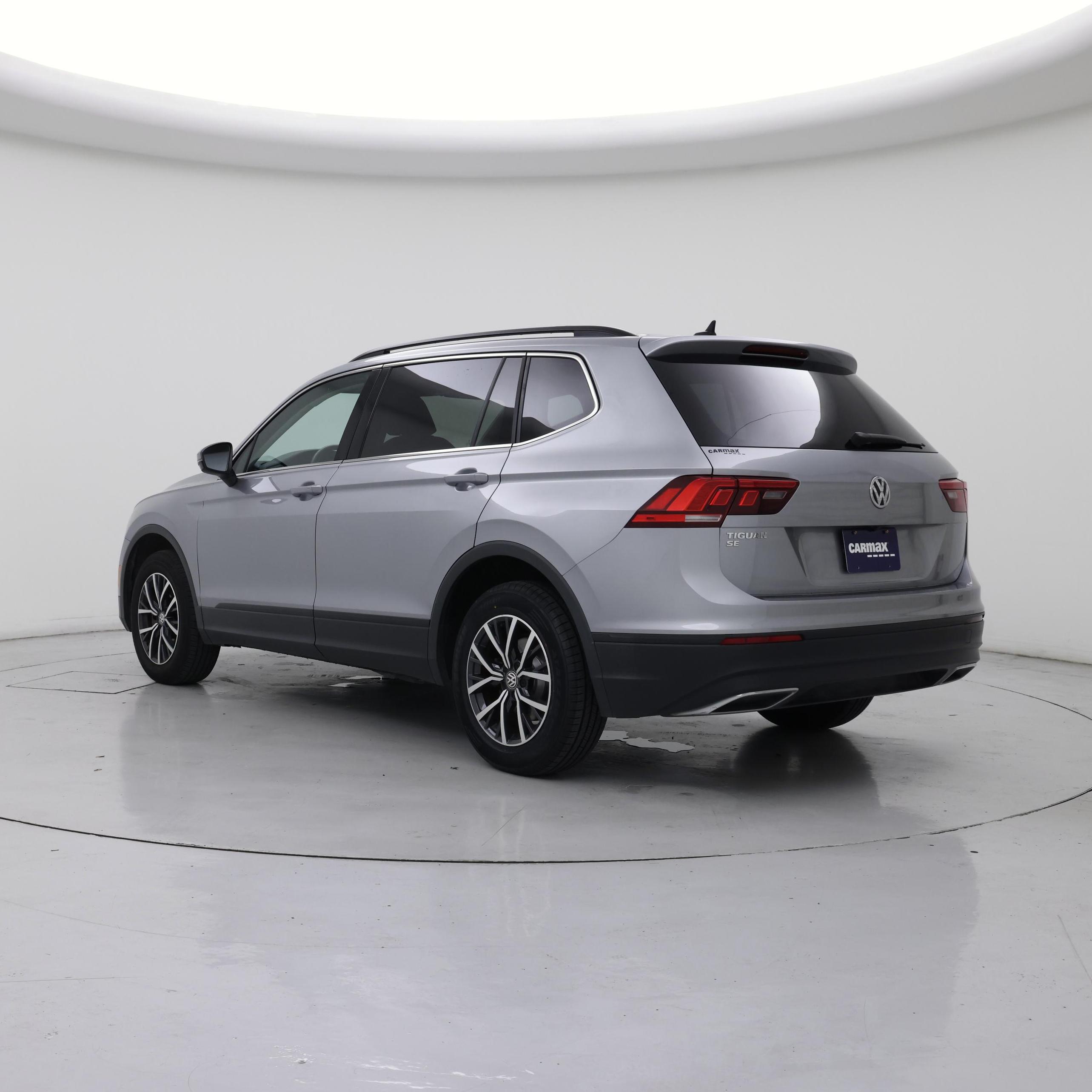 Thumbnail: 2019 Volkswagen Tiguan - 2