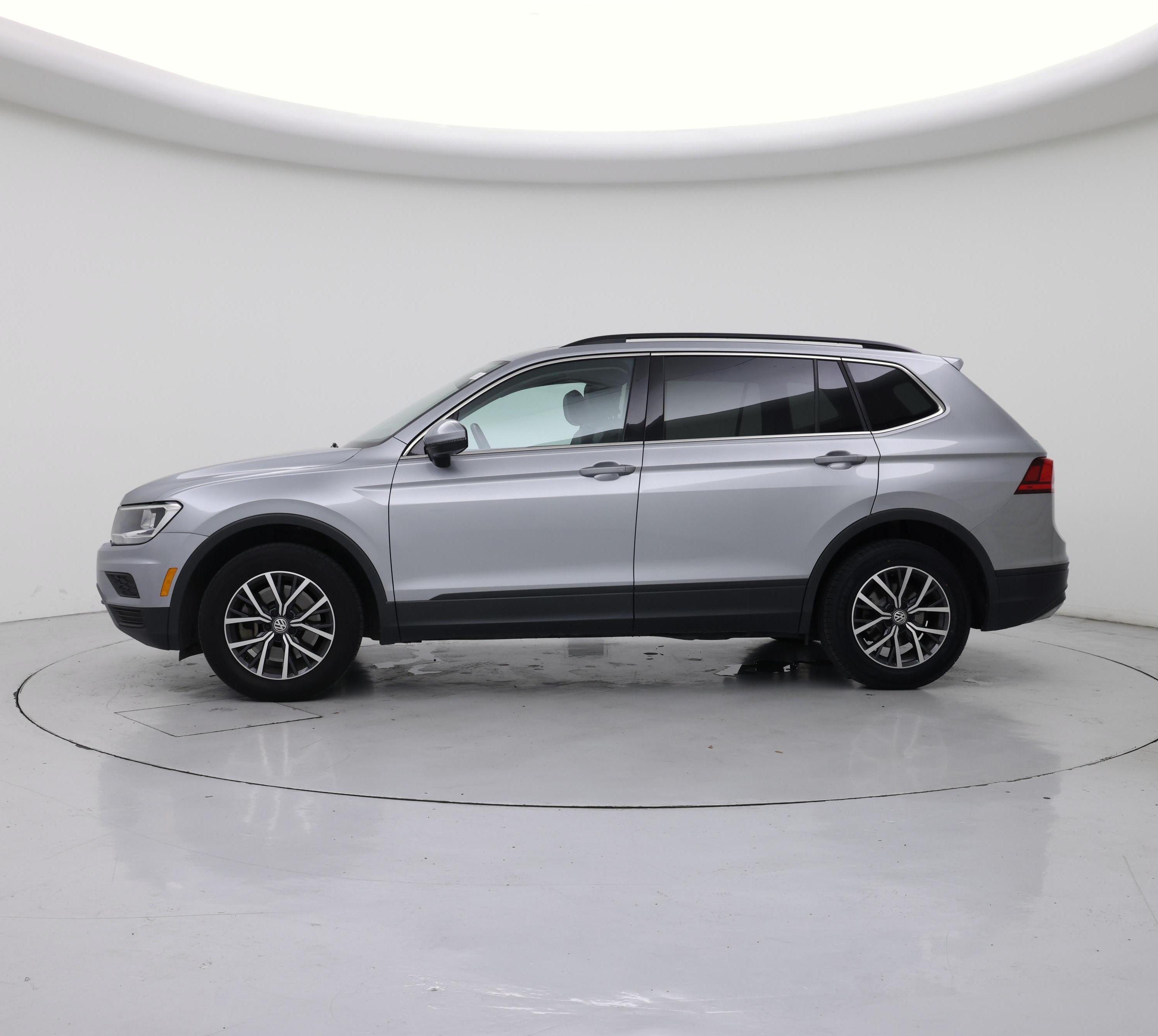 Thumbnail: 2019 Volkswagen Tiguan - 3