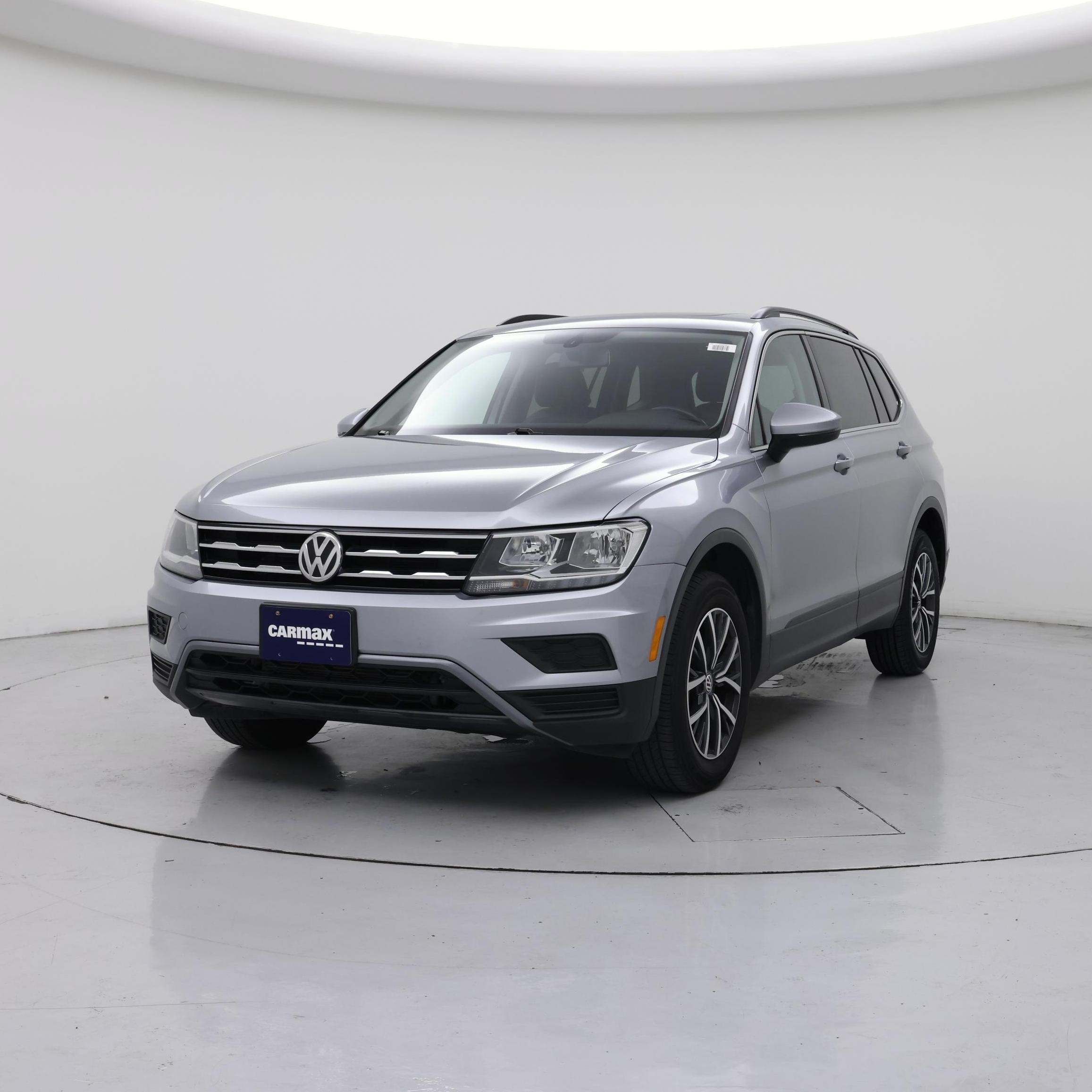 Thumbnail: 2019 Volkswagen Tiguan - 4
