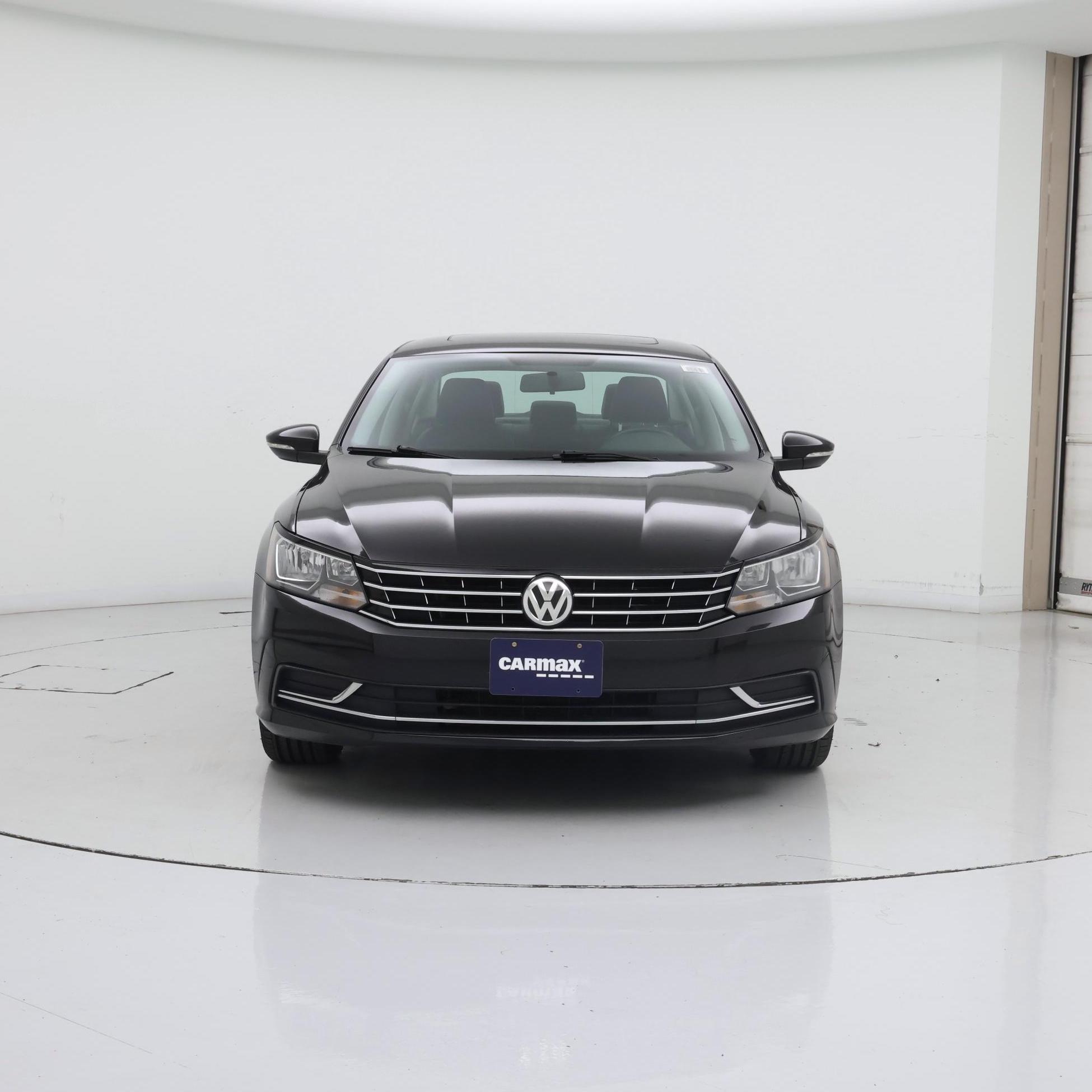Thumbnail: 2018 Volkswagen Passat - 5