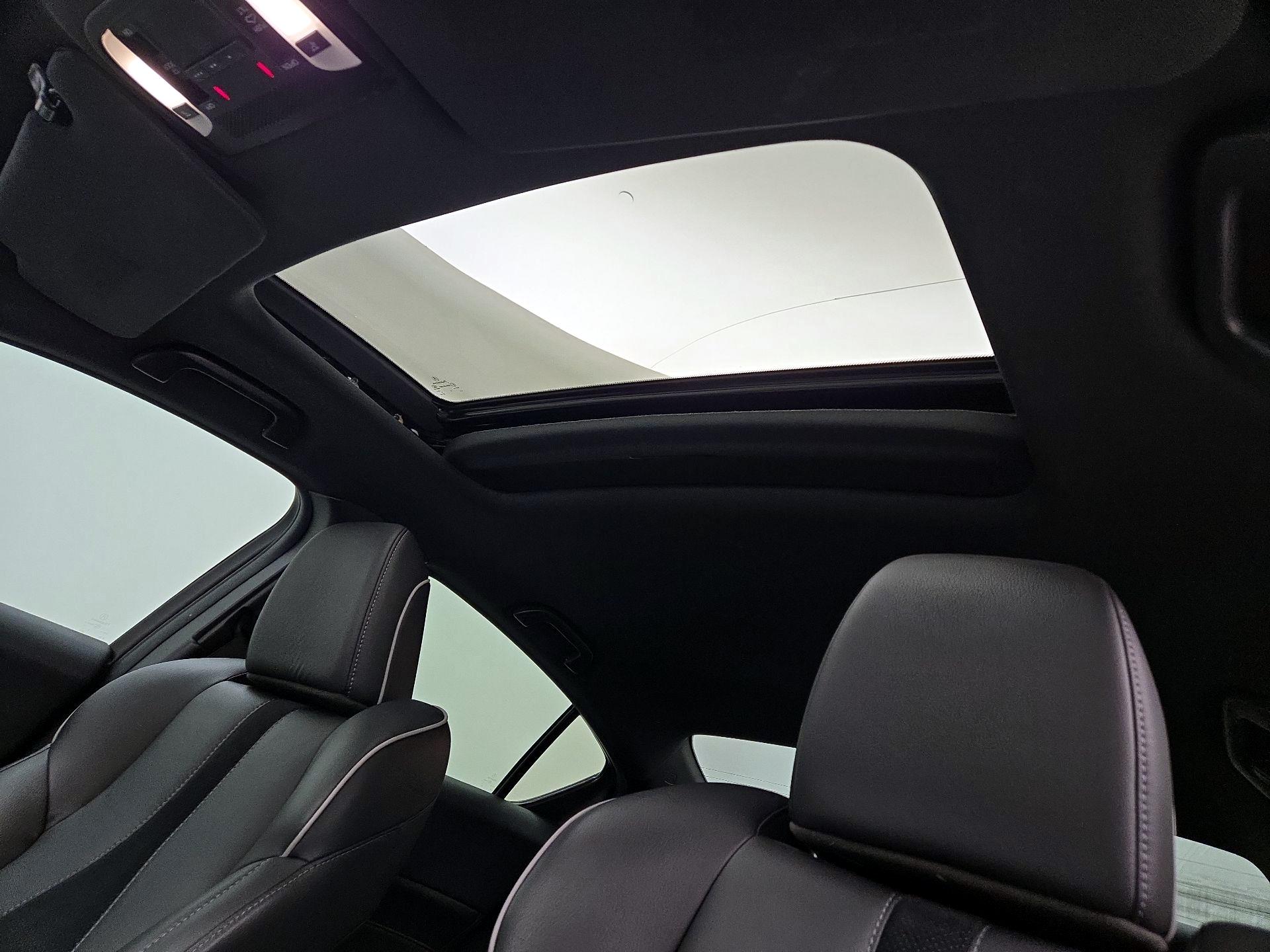 Thumbnail: 2021 Acura ILX - 19