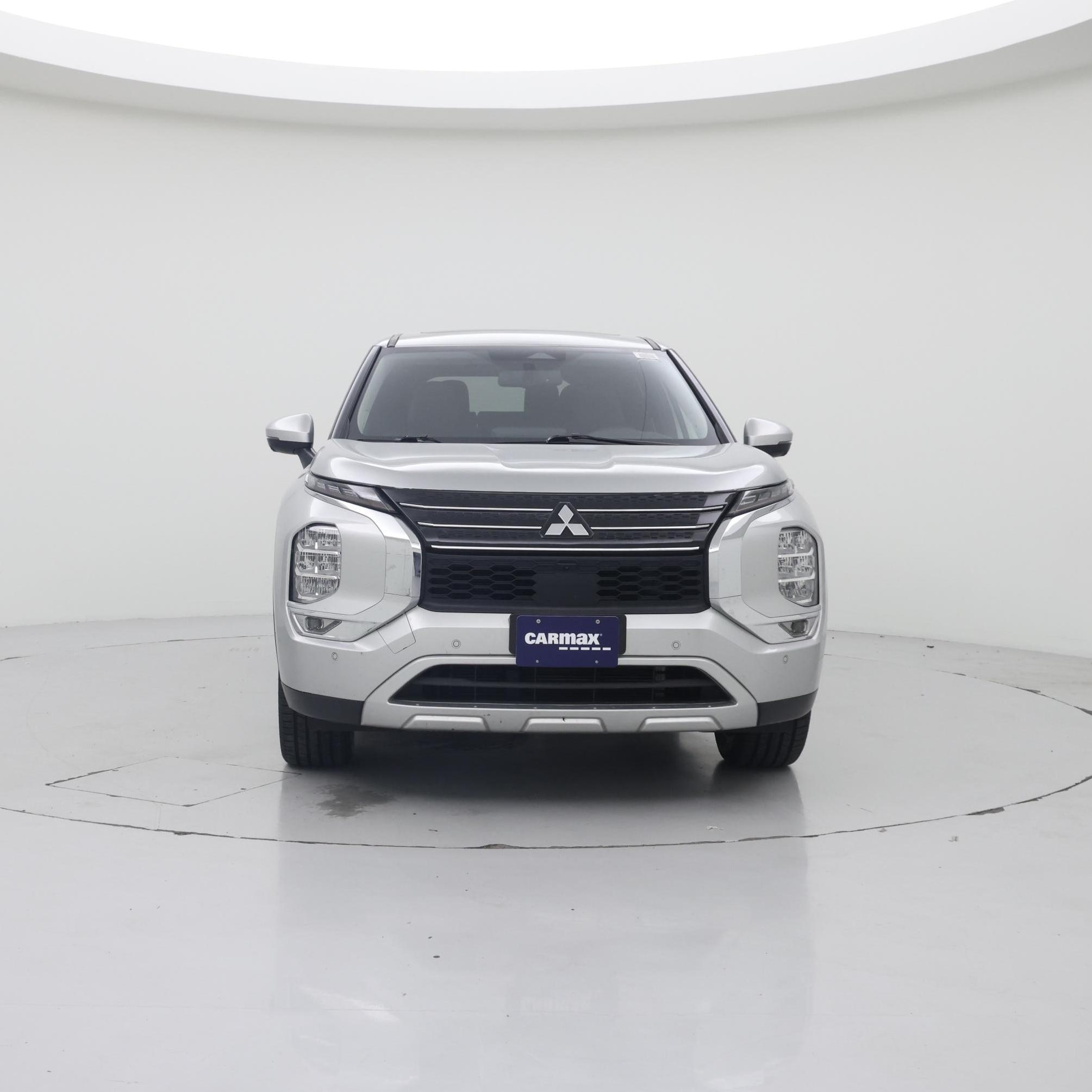 Thumbnail: 2023 Mitsubishi Outlander - 5