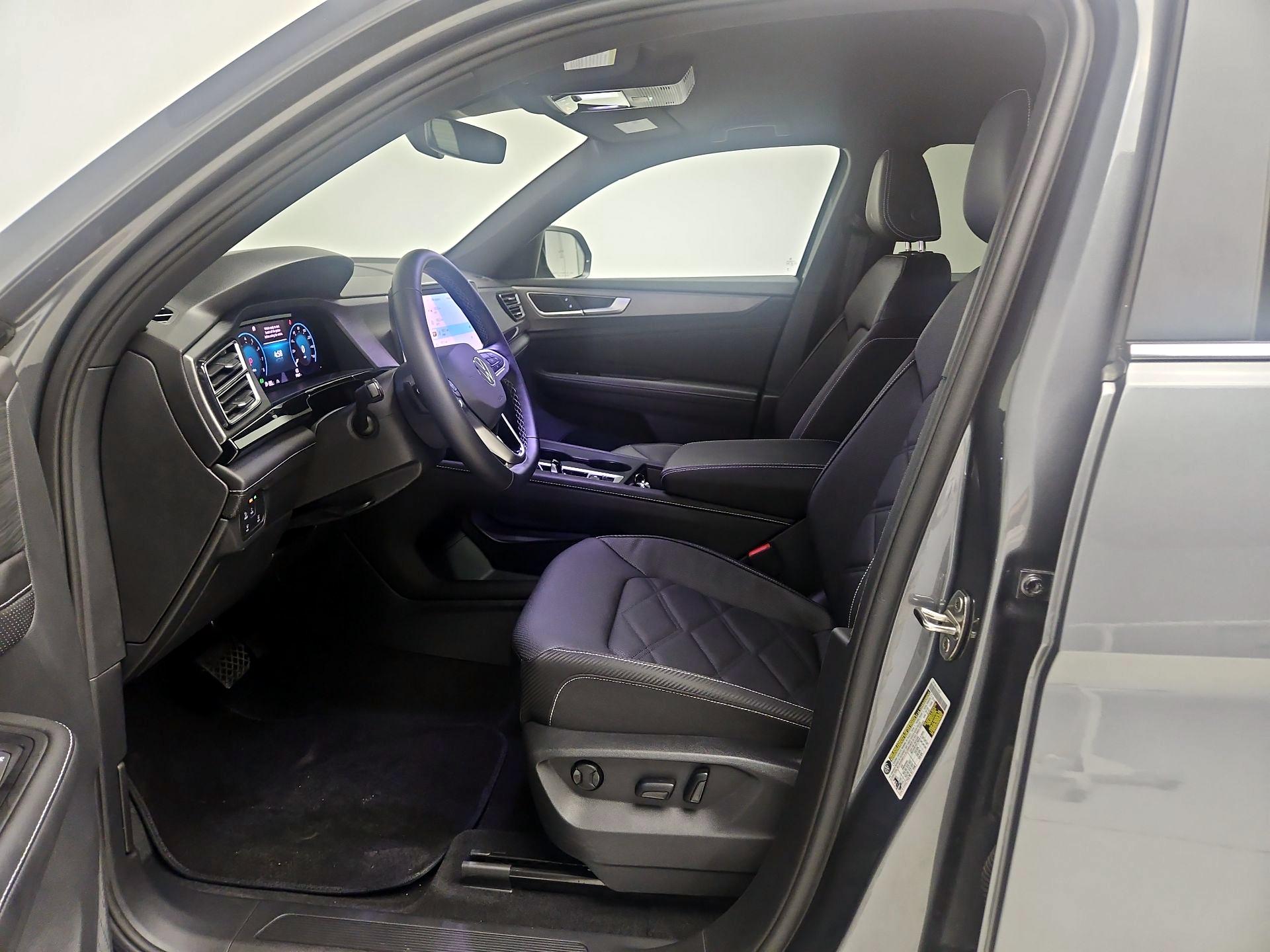 Thumbnail: 2025 Volkswagen Atlas - 11