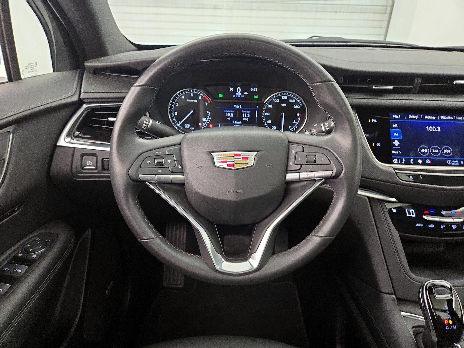 2024 Cadillac XT6 Luxury - Photo 11