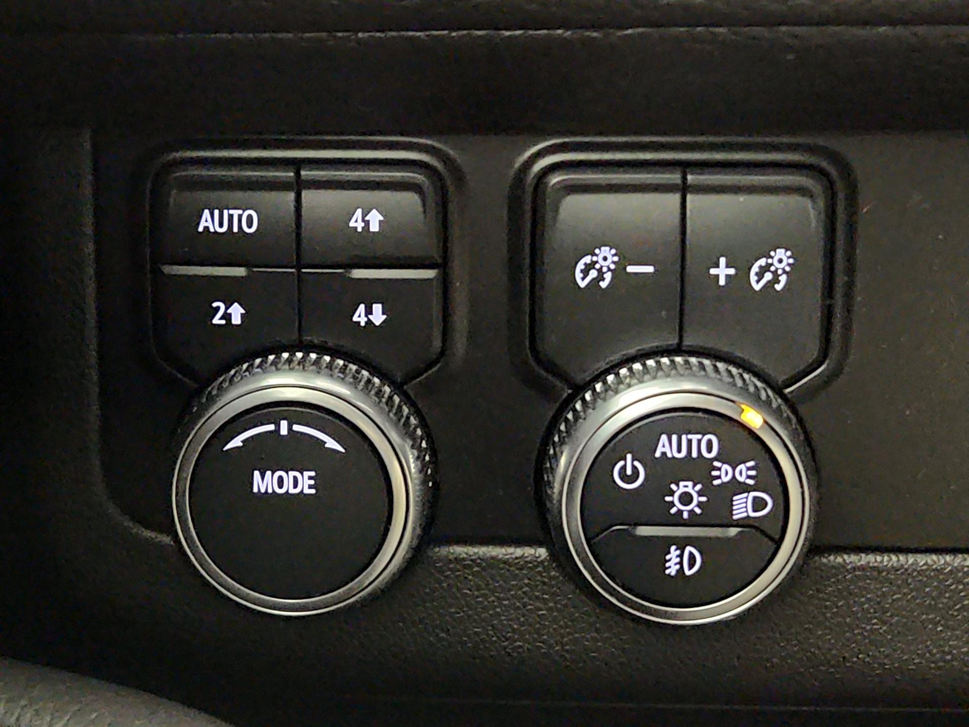 Thumbnail: 2021 GMC Yukon - 11