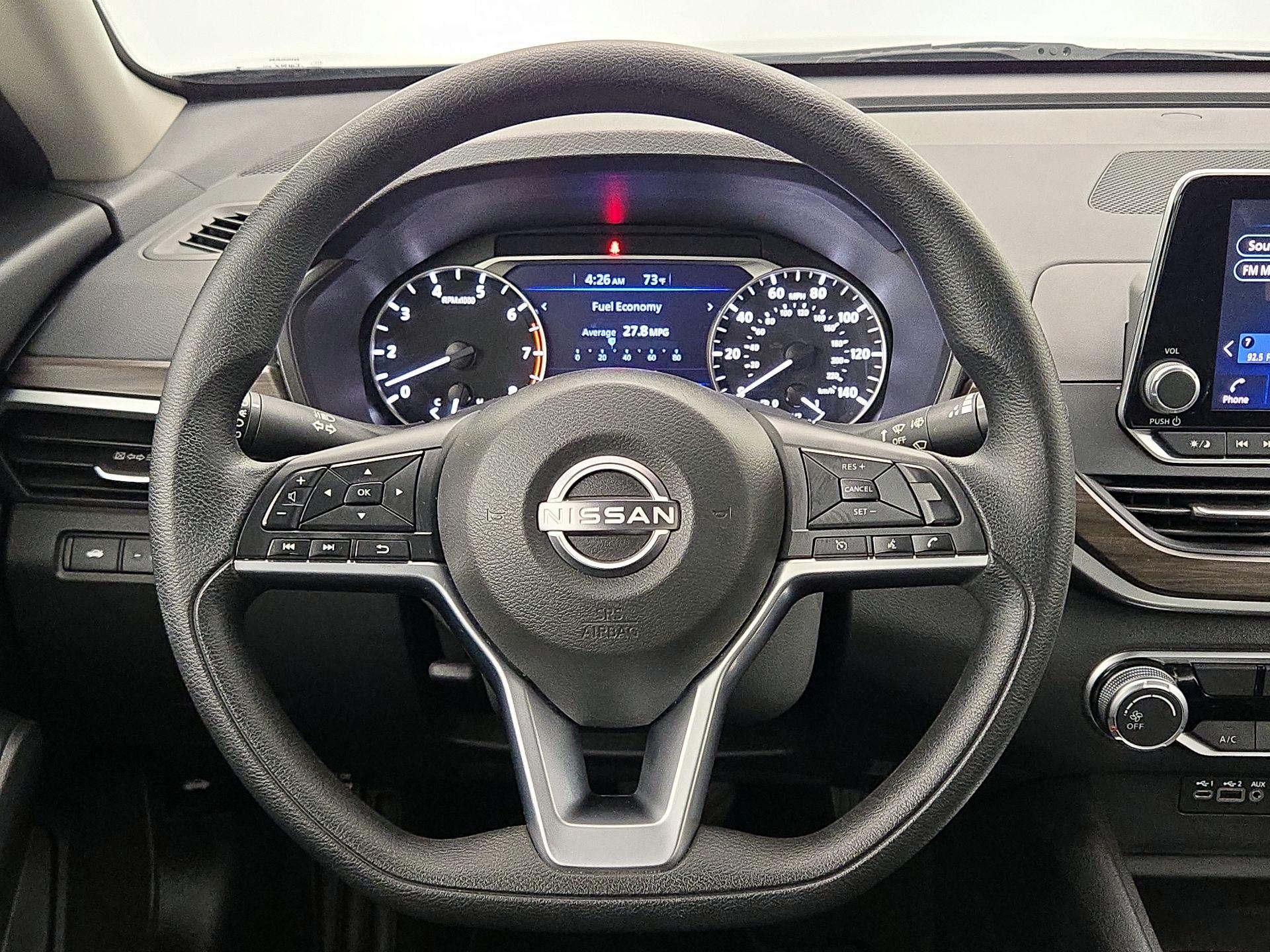 Thumbnail: 2025 Nissan Altima - 10