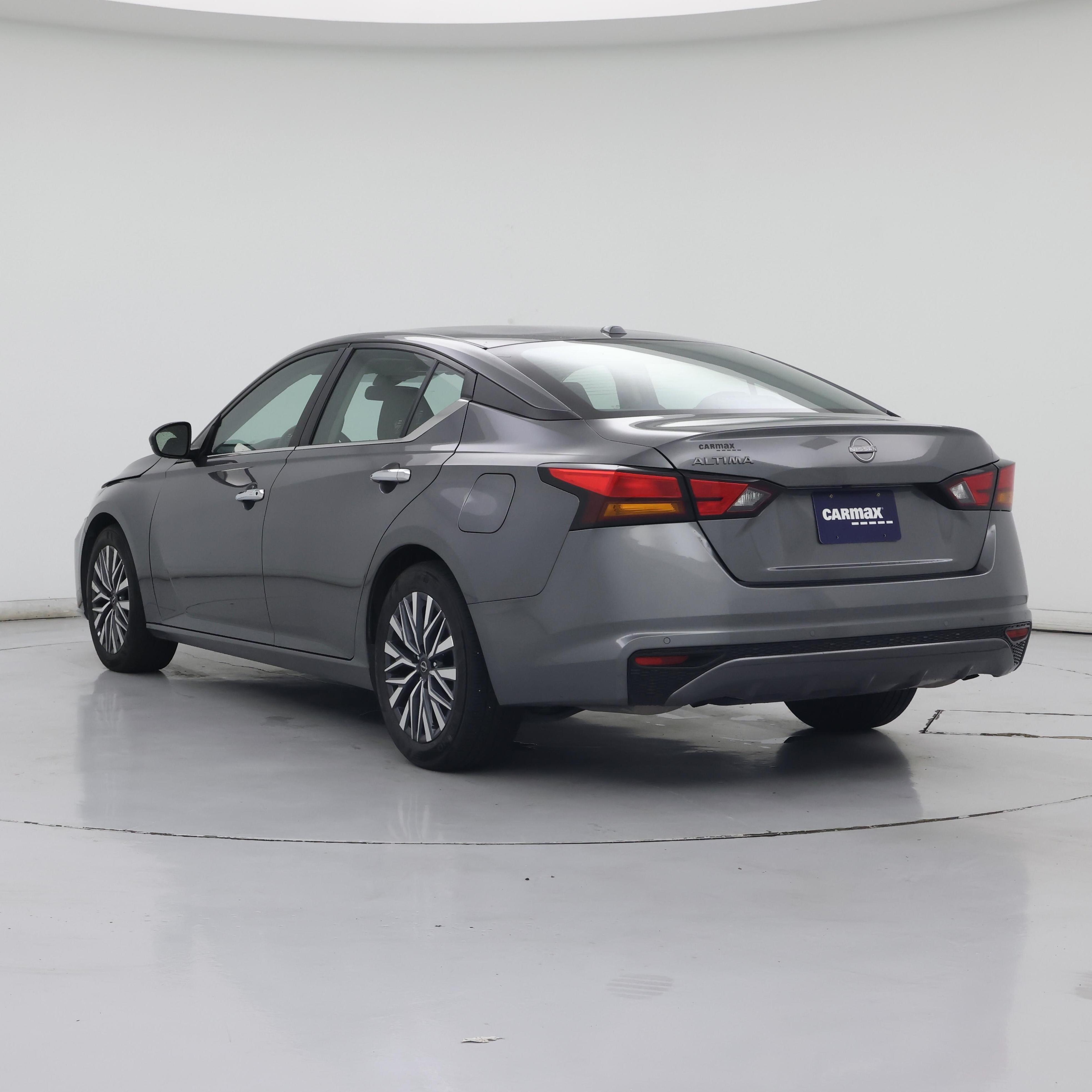 Thumbnail: 2025 Nissan Altima - 2