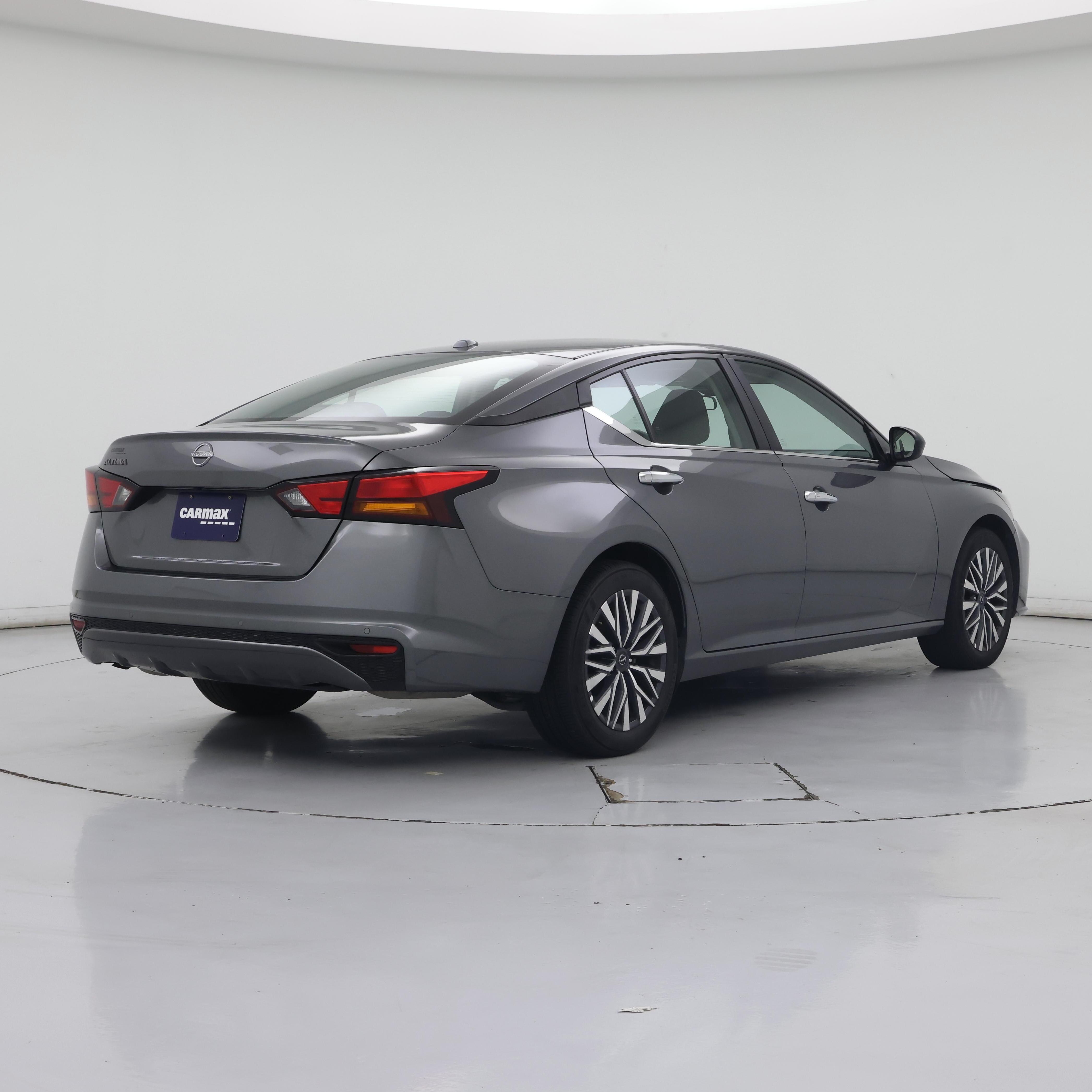 Thumbnail: 2025 Nissan Altima - 8