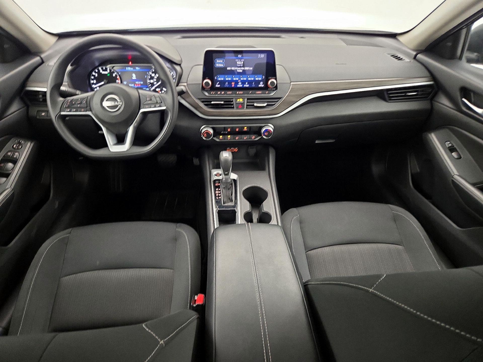 Thumbnail: 2025 Nissan Altima - 9