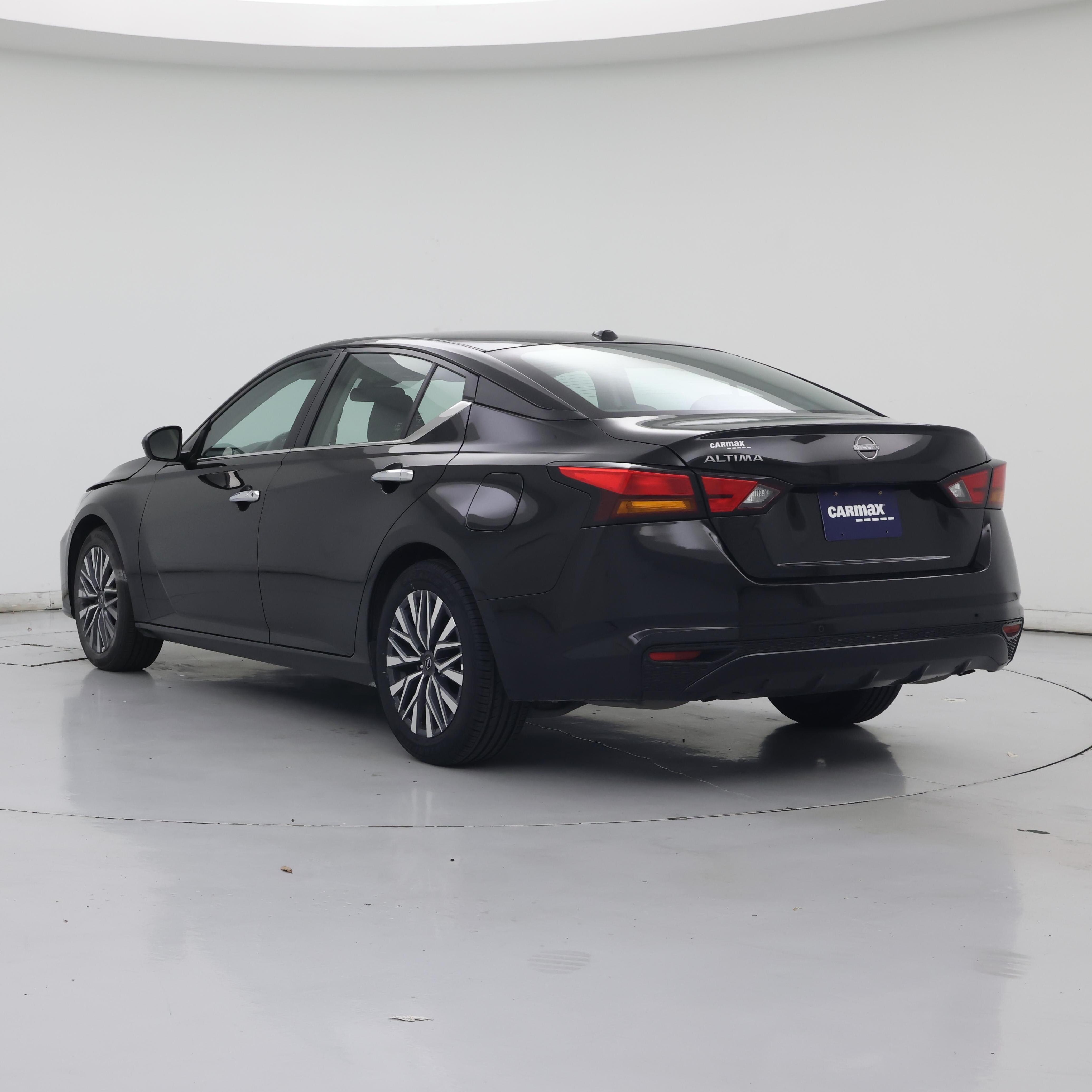 Thumbnail: 2025 Nissan Altima - 2
