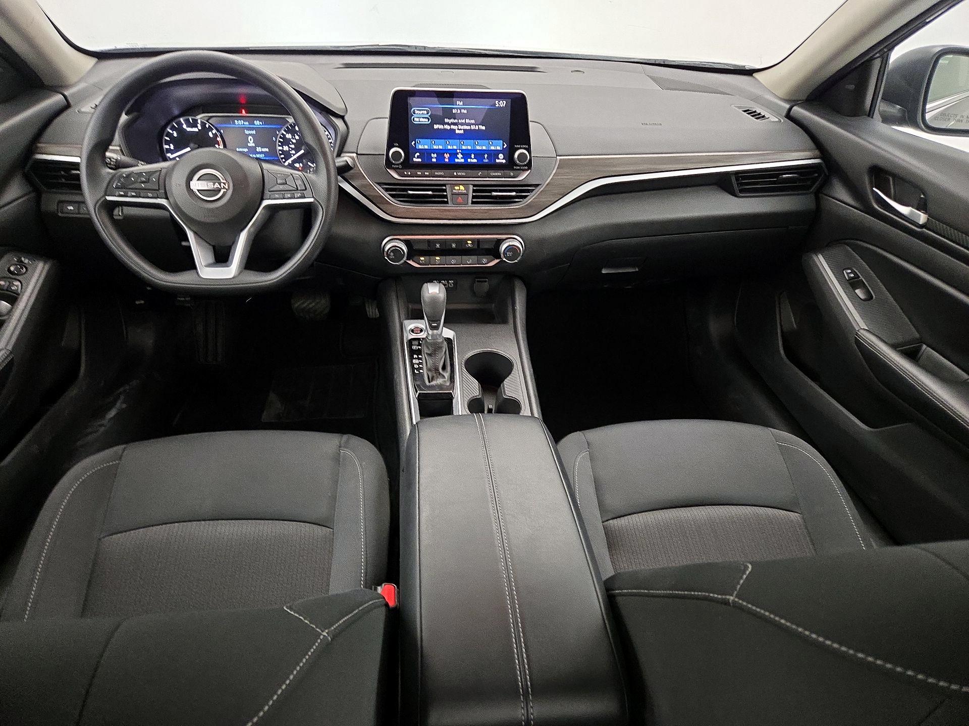 Thumbnail: 2025 Nissan Altima - 9